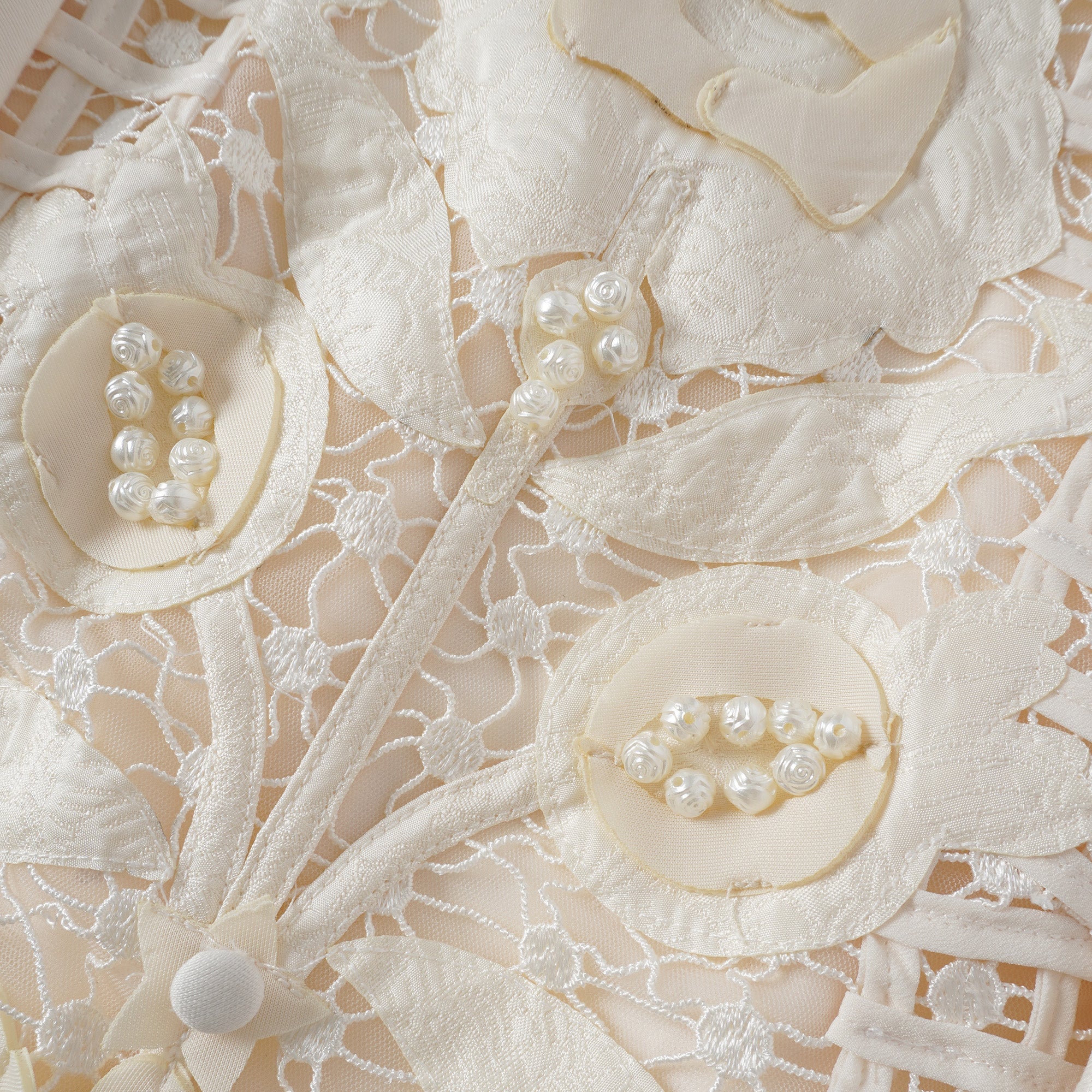 Léa Vit Blommig applikation Virkad Miniklänning