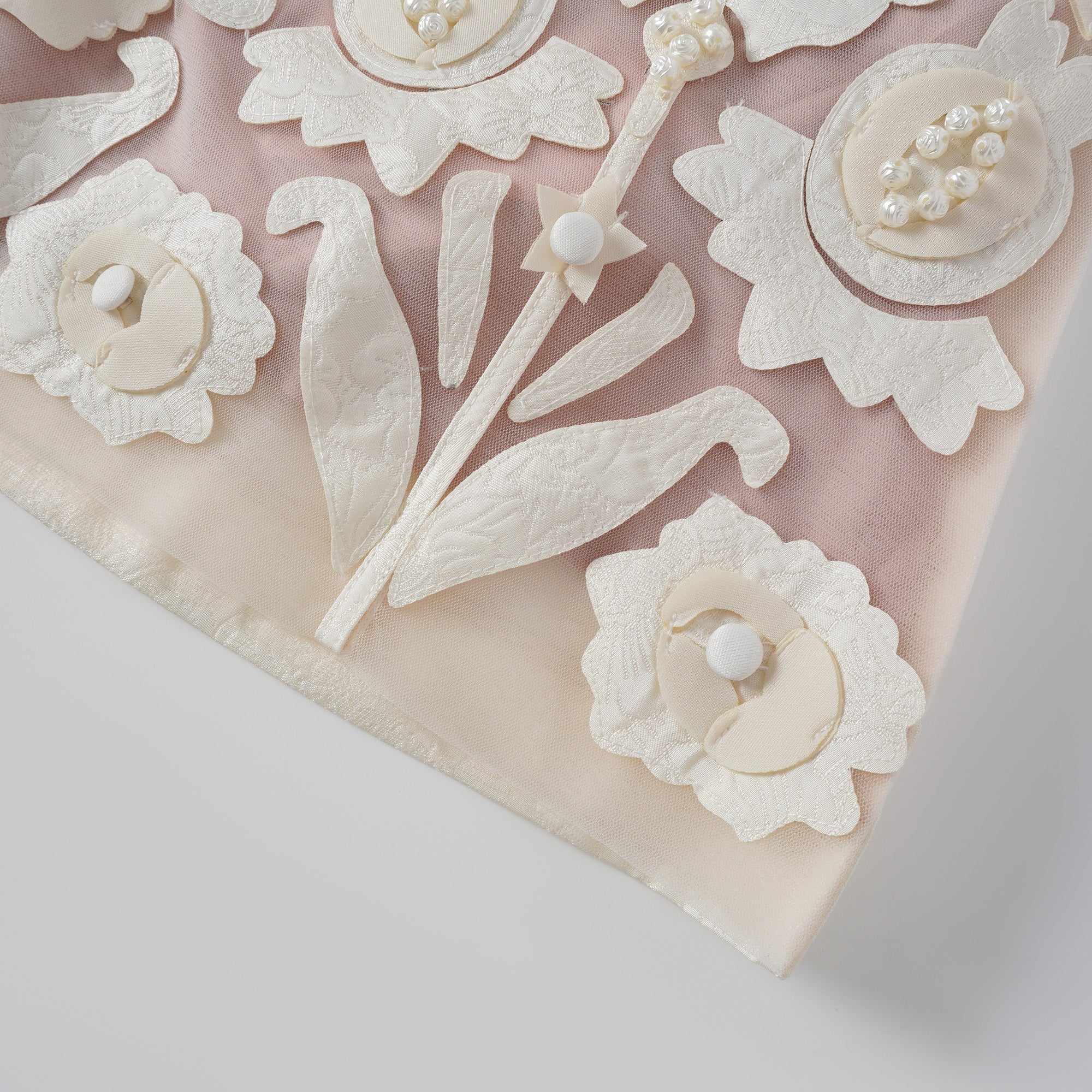 Léa Vit Blommig applikation Virkad Miniklänning