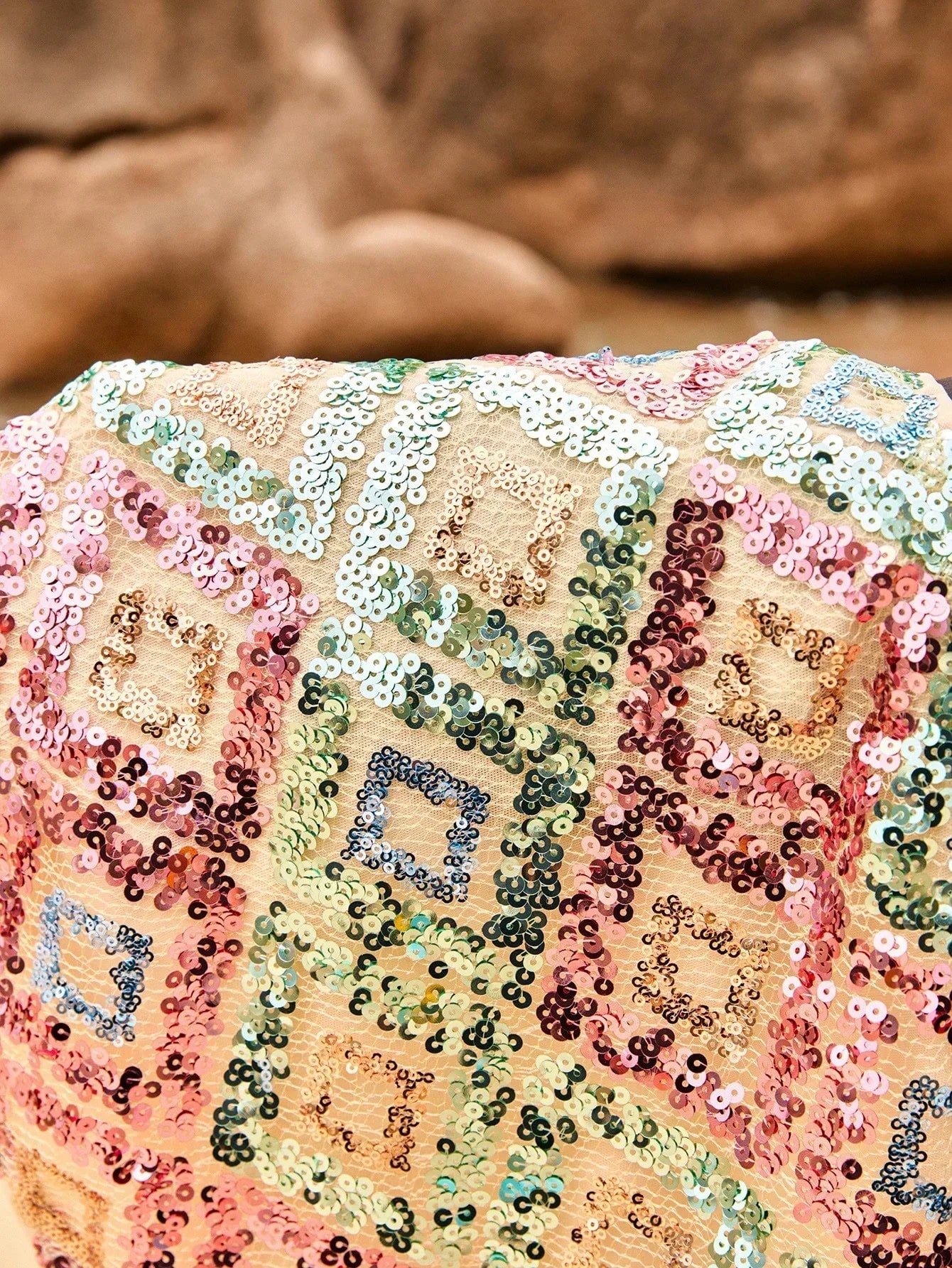 Karisa | Minikjol med paljetter i färgblock – Glansig och bekväm