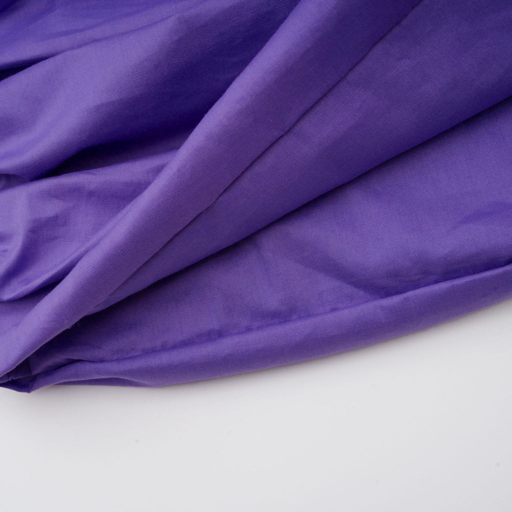 Apolline lila off-shoulder miniklänning med rynkor 