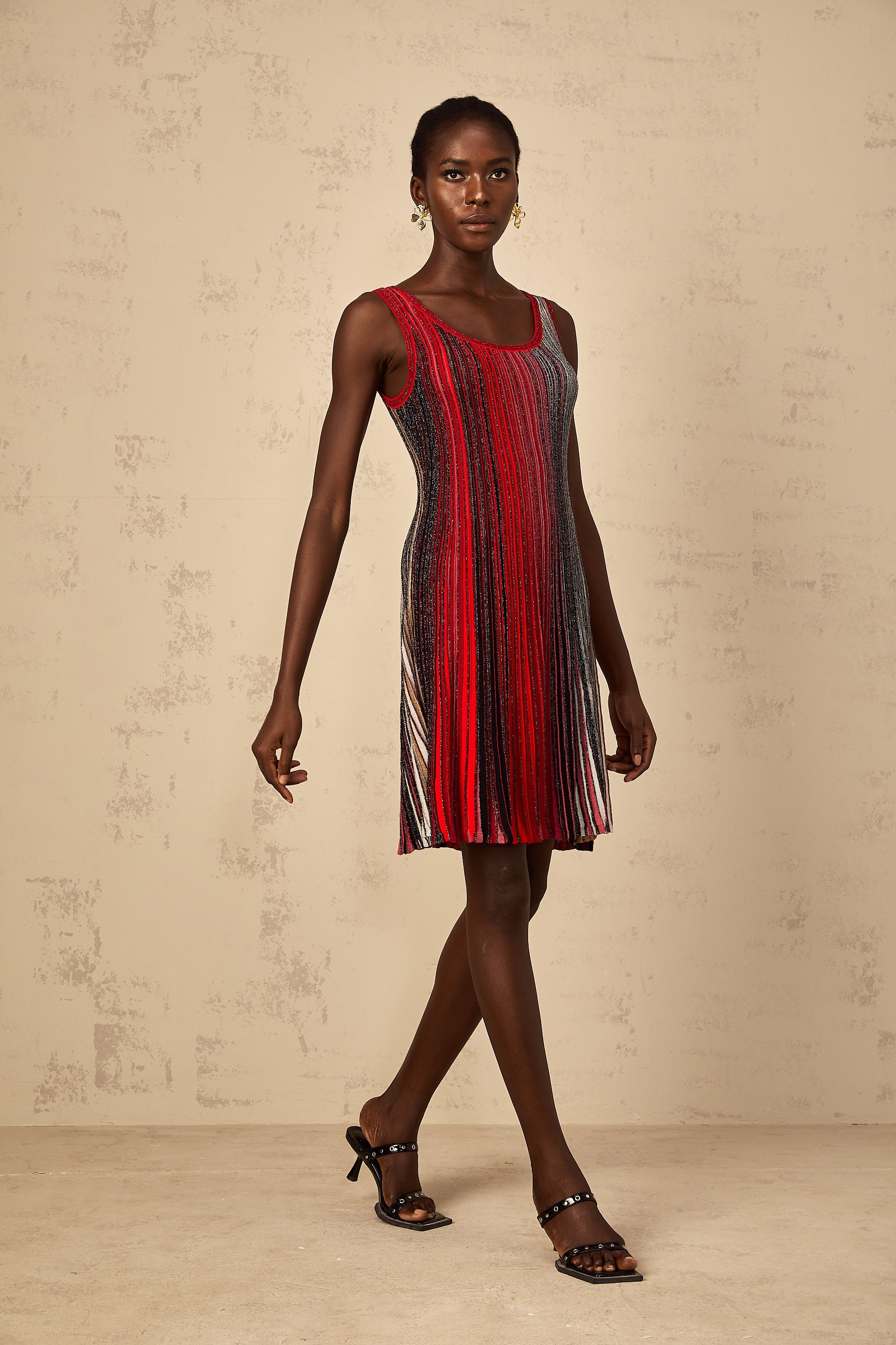 Amaryllis Röd Paljettrandig Stickad Miniklänning