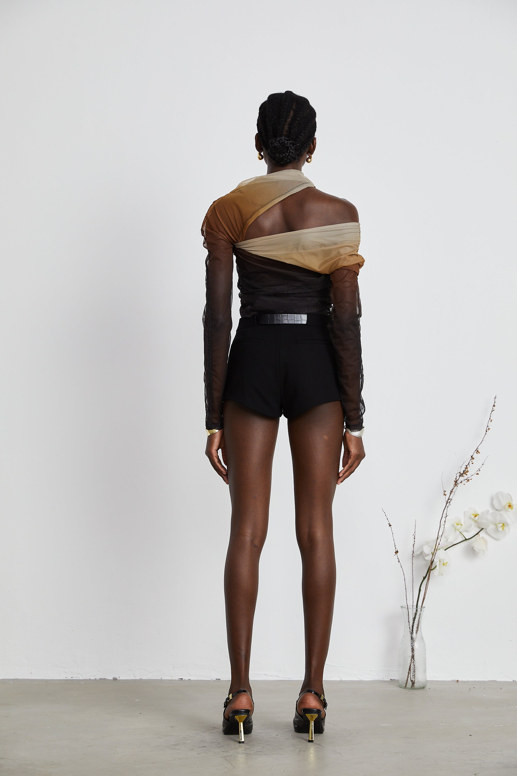 Aryana minishorts med skärp 