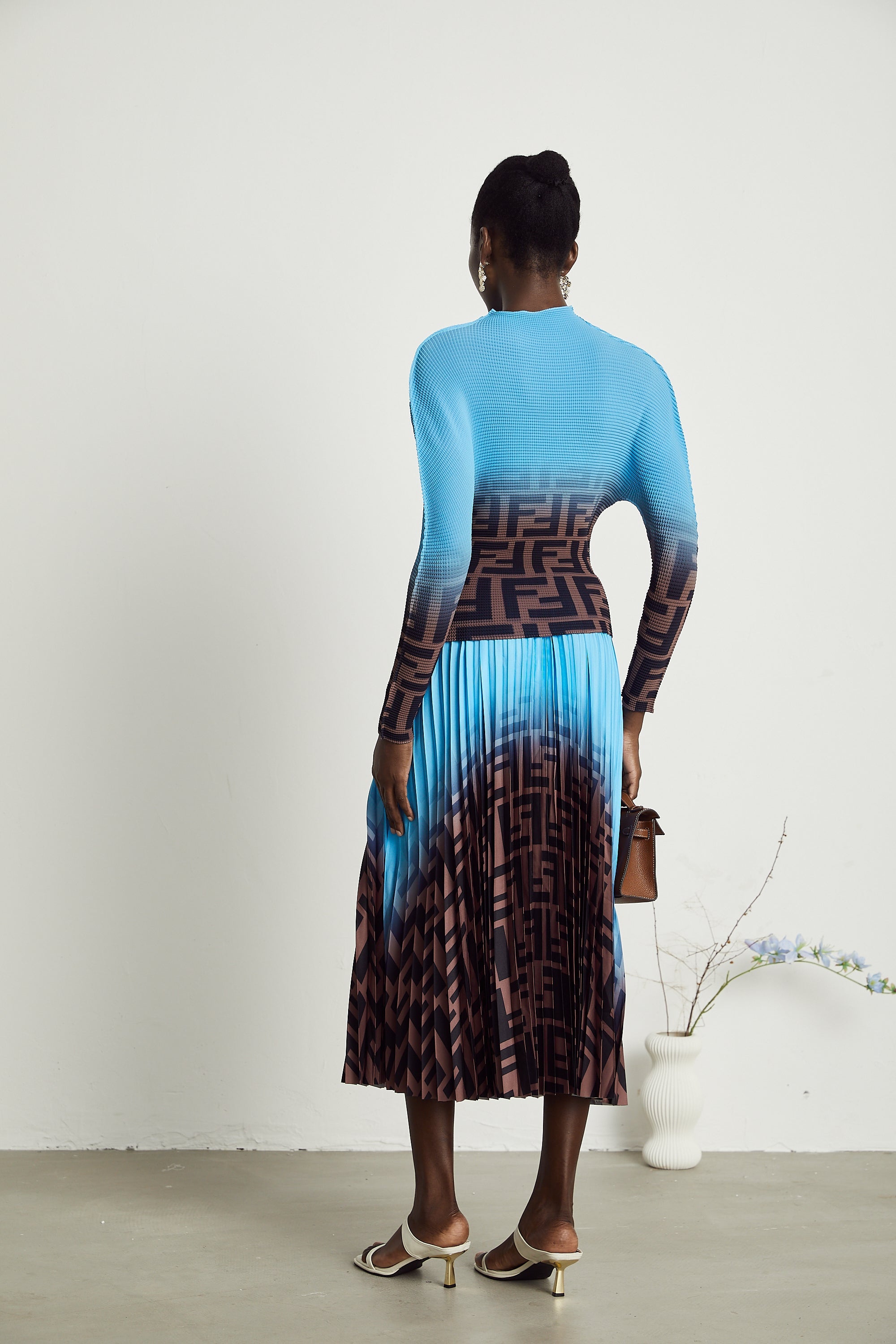 Désirée matchande set med färgblocksveck och kjol 