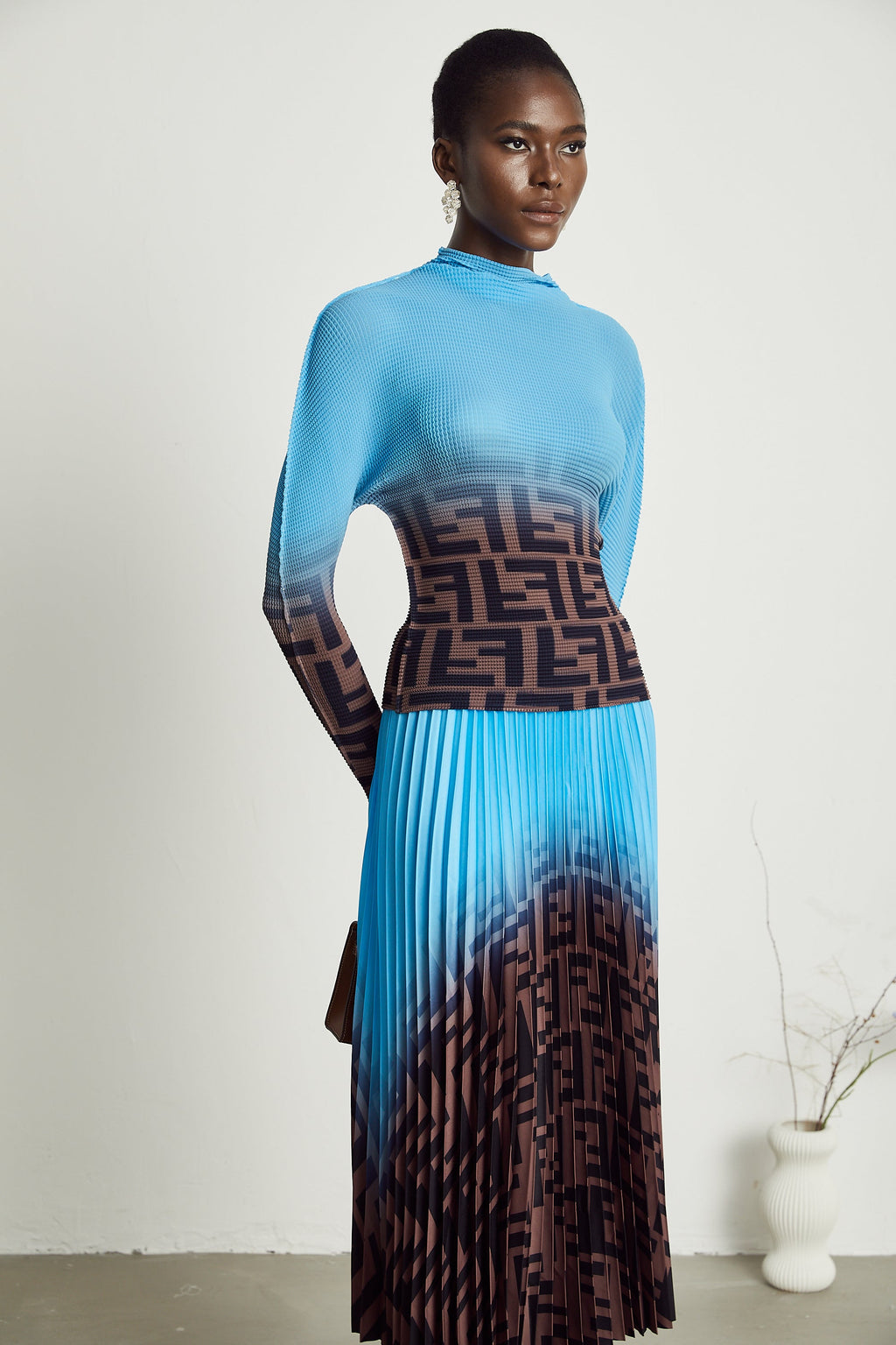 Désirée matchande set med färgblocksveck och kjol 