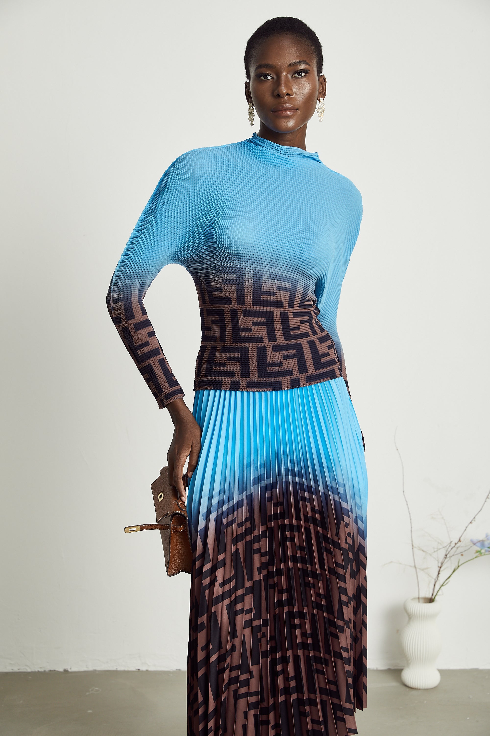 Désirée matchande set med färgblocksveck och kjol 