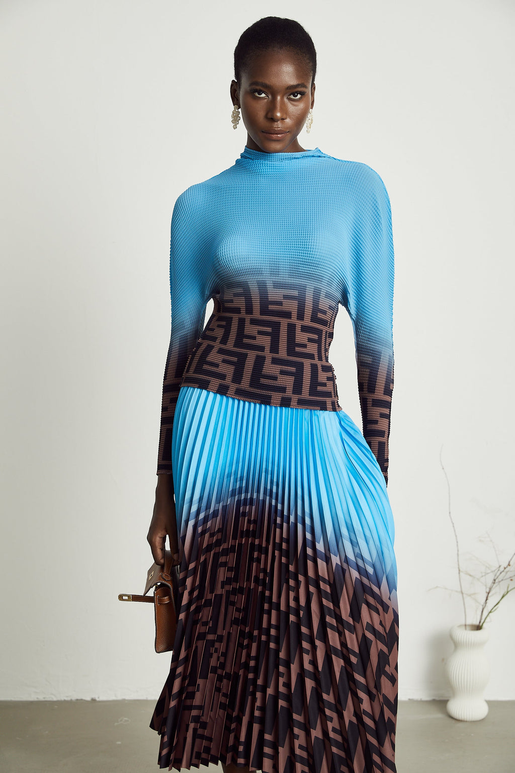 Désirée matchande set med färgblocksveck och kjol 