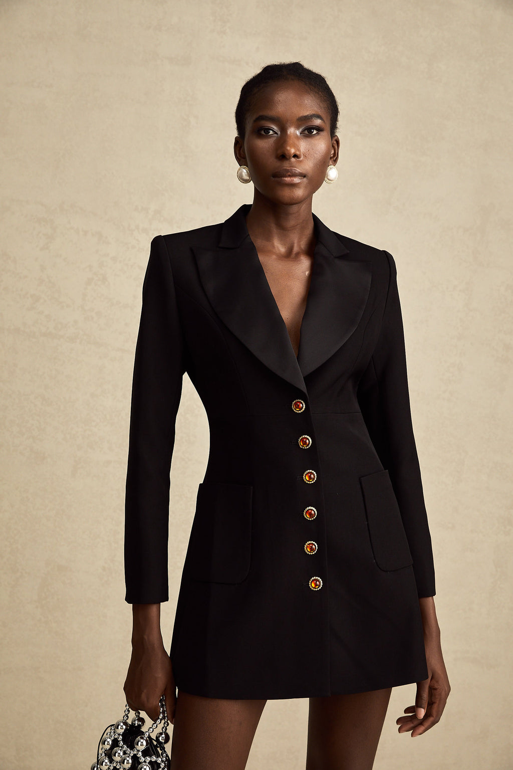Robe blazer noire à simple boutonnage Aurore