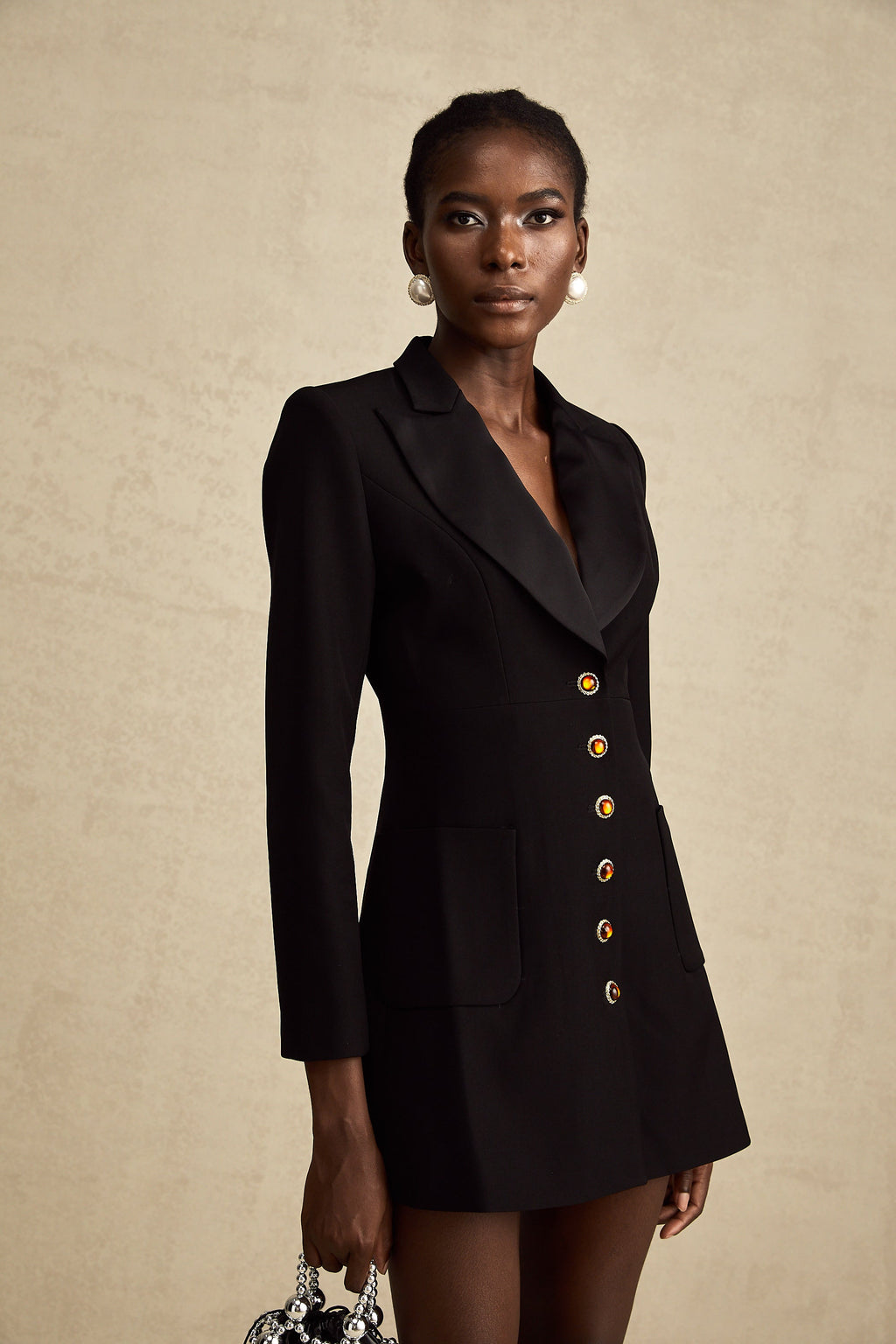 Robe blazer noire à simple boutonnage Aurore