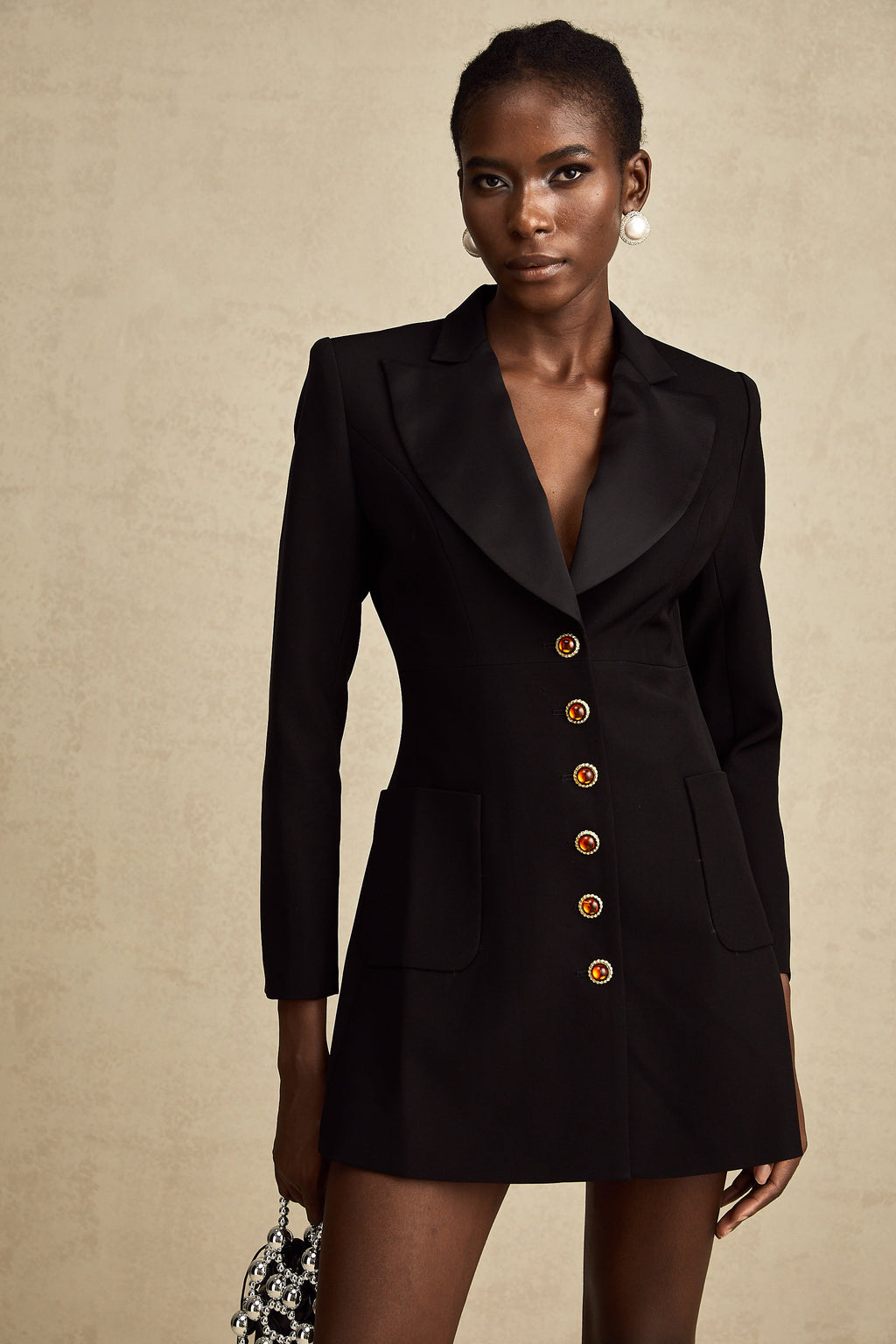 Robe blazer noire à simple boutonnage Aurore