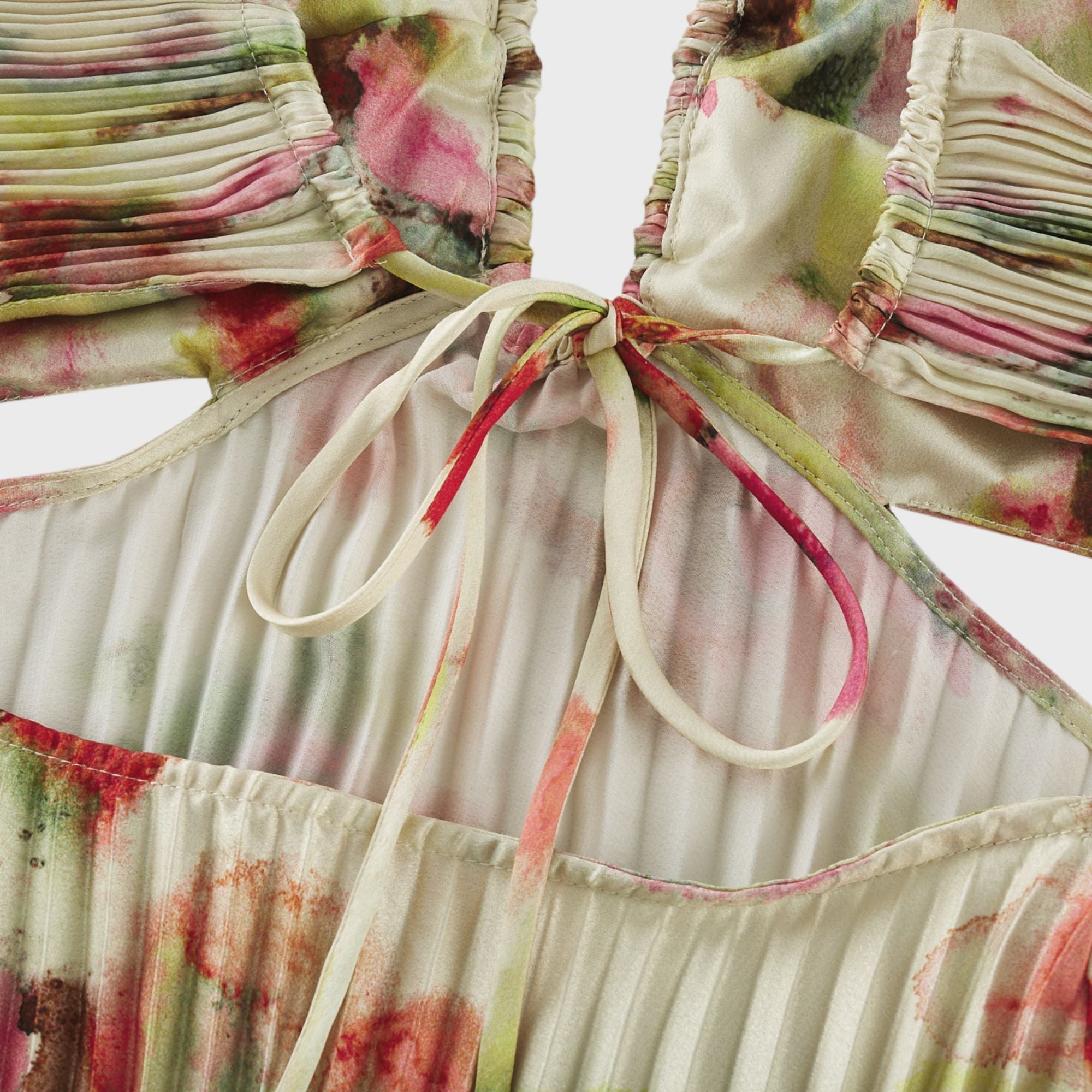 Andréa utskuren blommig plisserad maxiklänning 