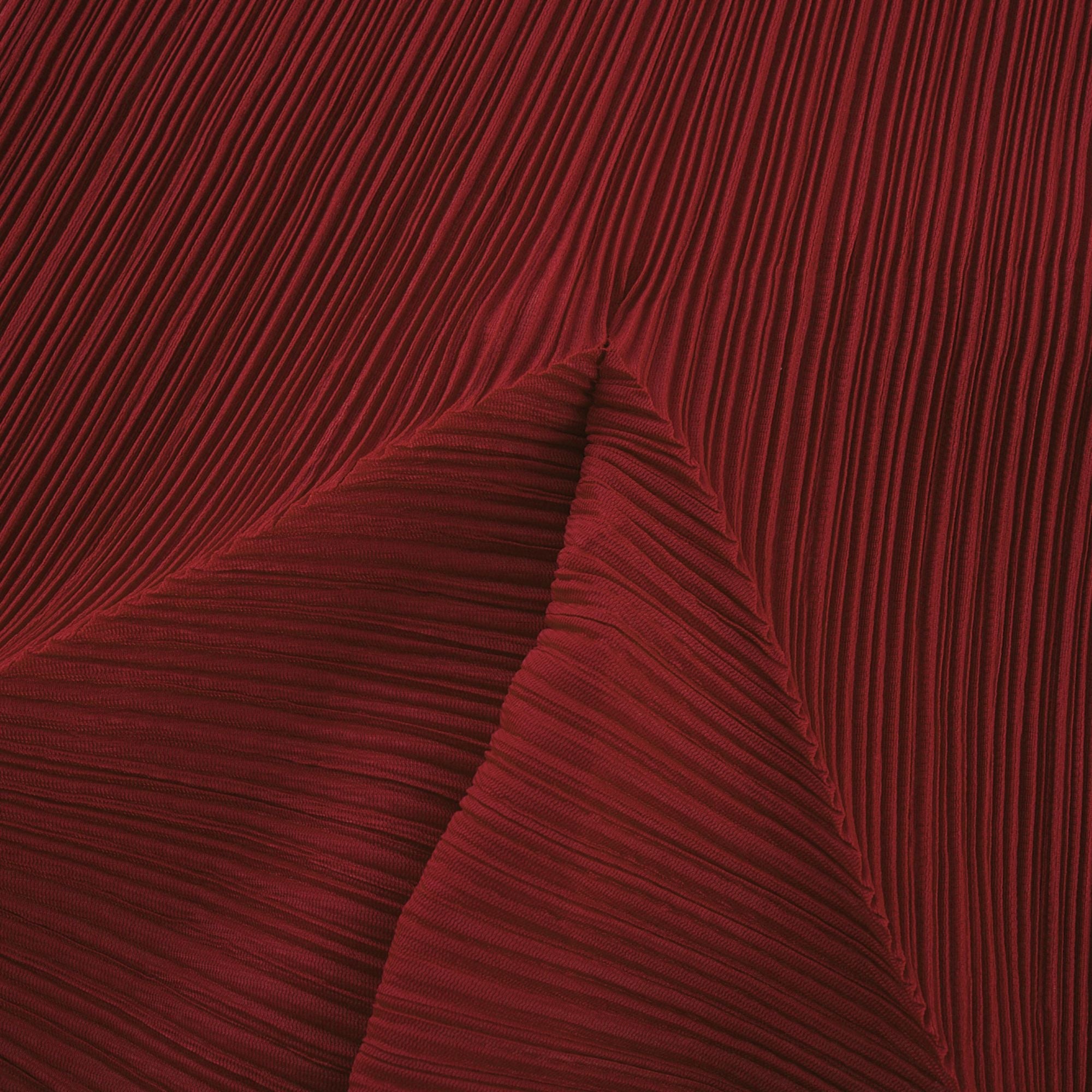 Margaux matchande set med plisserad topp och kjol med fluga