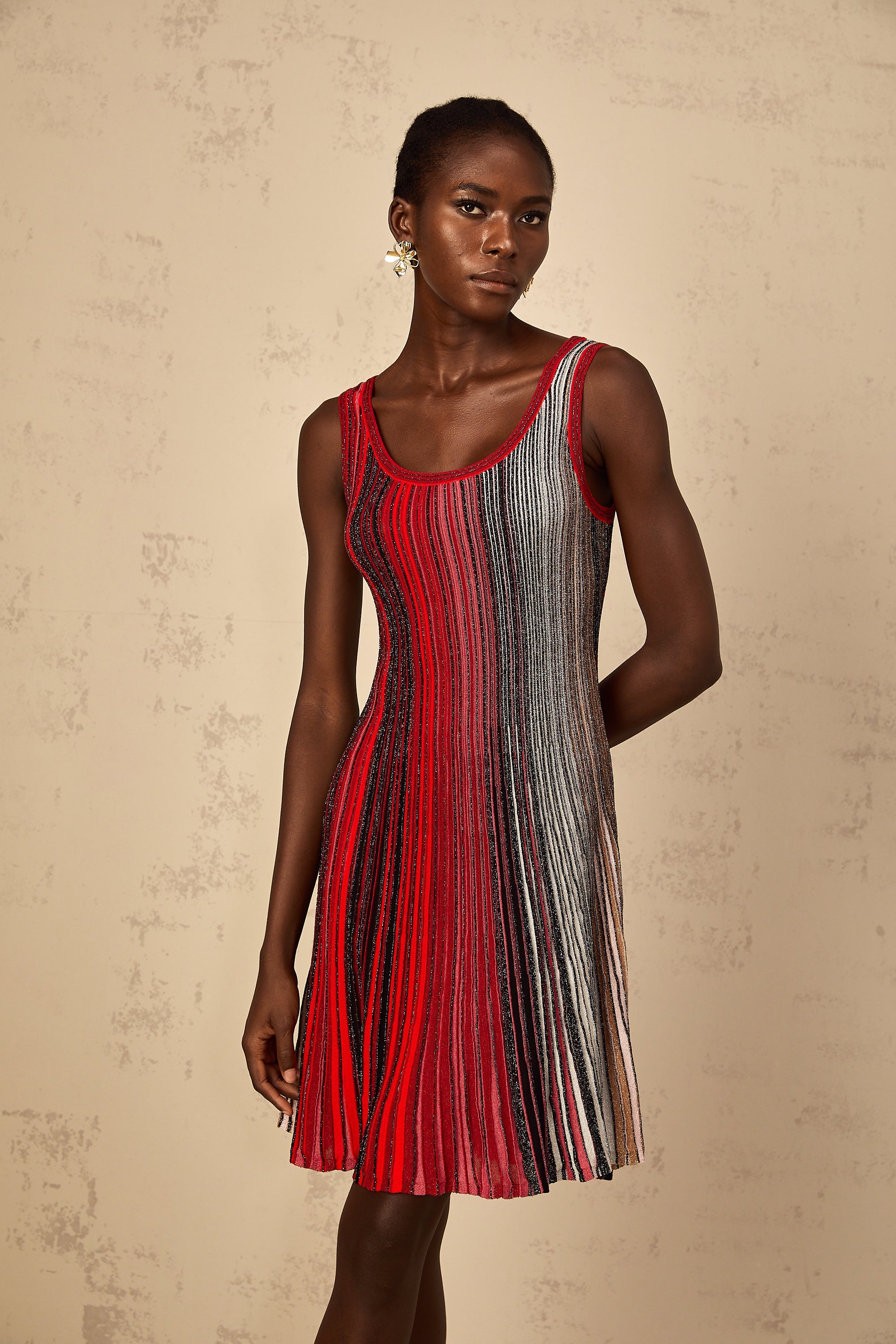 Amaryllis Röd Paljettrandig Stickad Miniklänning