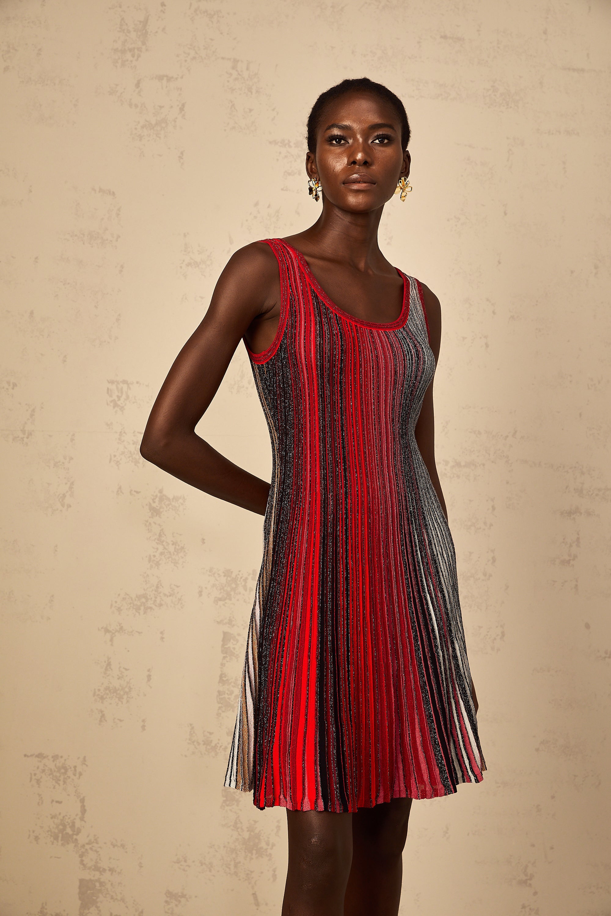 Amaryllis Röd Paljettrandig Stickad Miniklänning