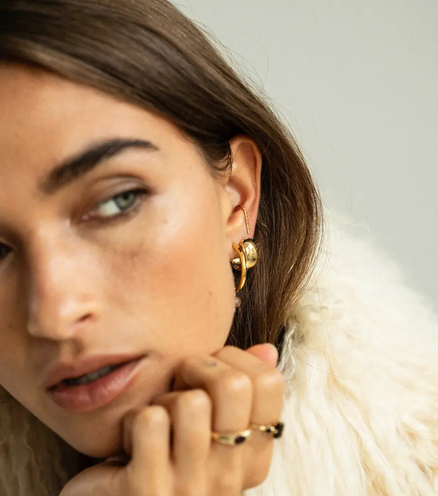 Oorbel - lined up - per stuk