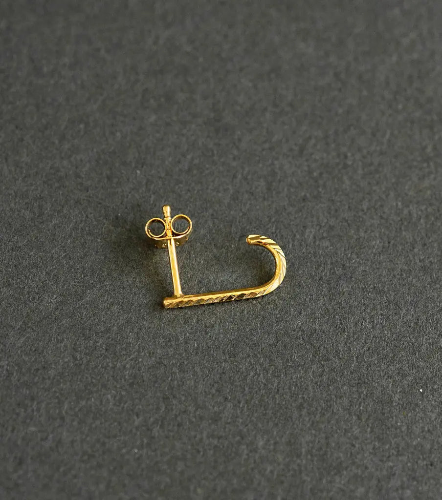 Oorbel - lined up - per stuk