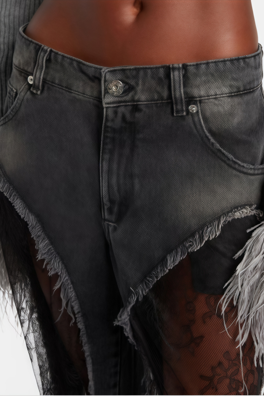 Madeline svarta jeans med blommig spetspanel