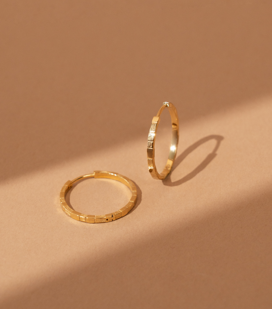 Oorbellen - large cheeky click