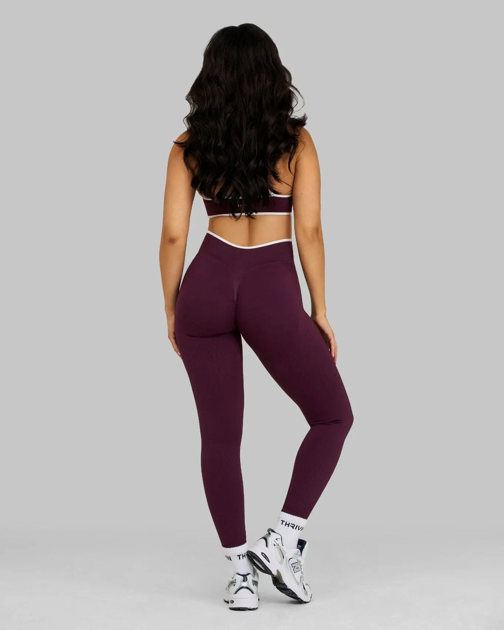 Outline V Waist Leggings | Winter Plum