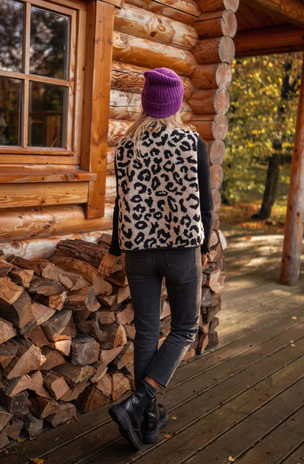Alida | Dam Teddy Bodywarmer med Leopardmönster