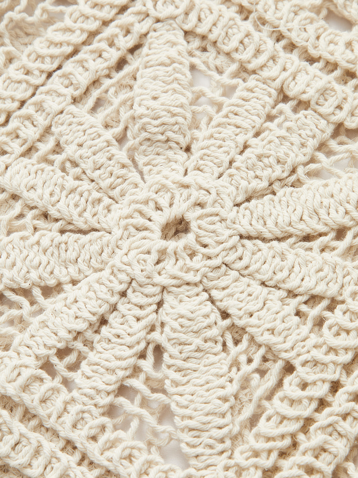 Bibiana | Dambyxor med halvhög midja, halvgenomskinliga 