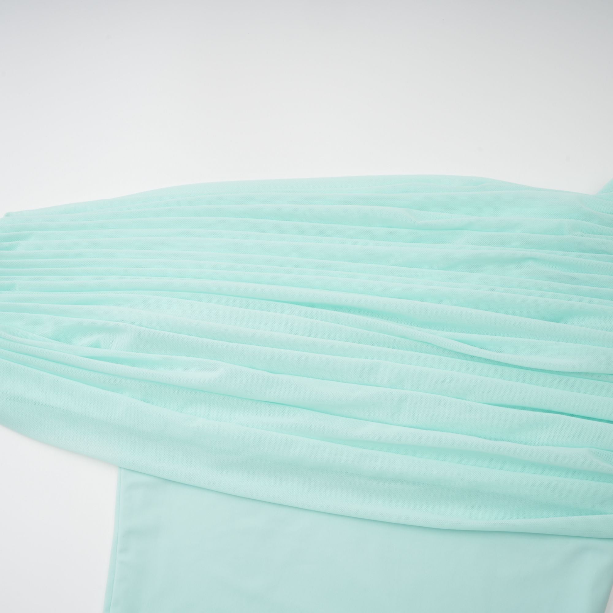 Katya Grön Asymmetrisk Rynkad Maxiklänning