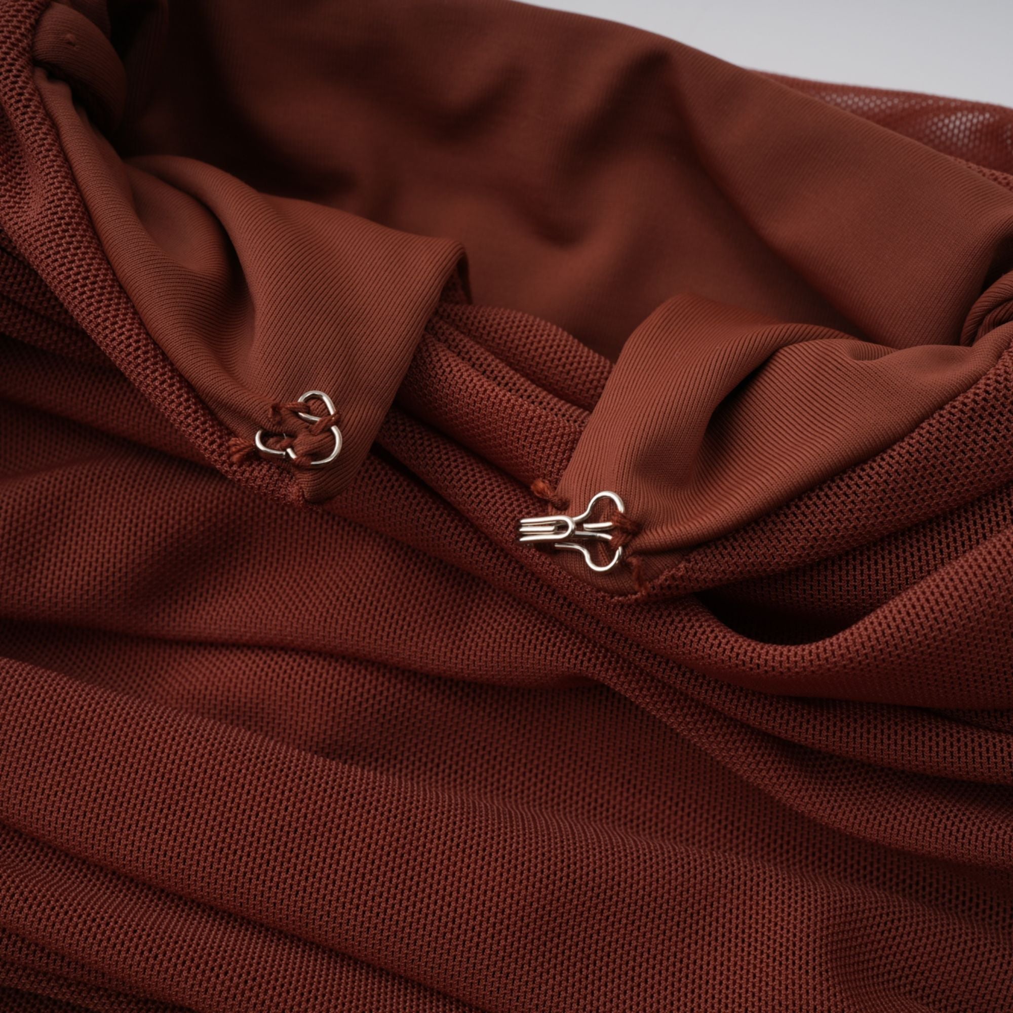 Danaé Brun Draperad Maxiklänning med Rynkad Effekt