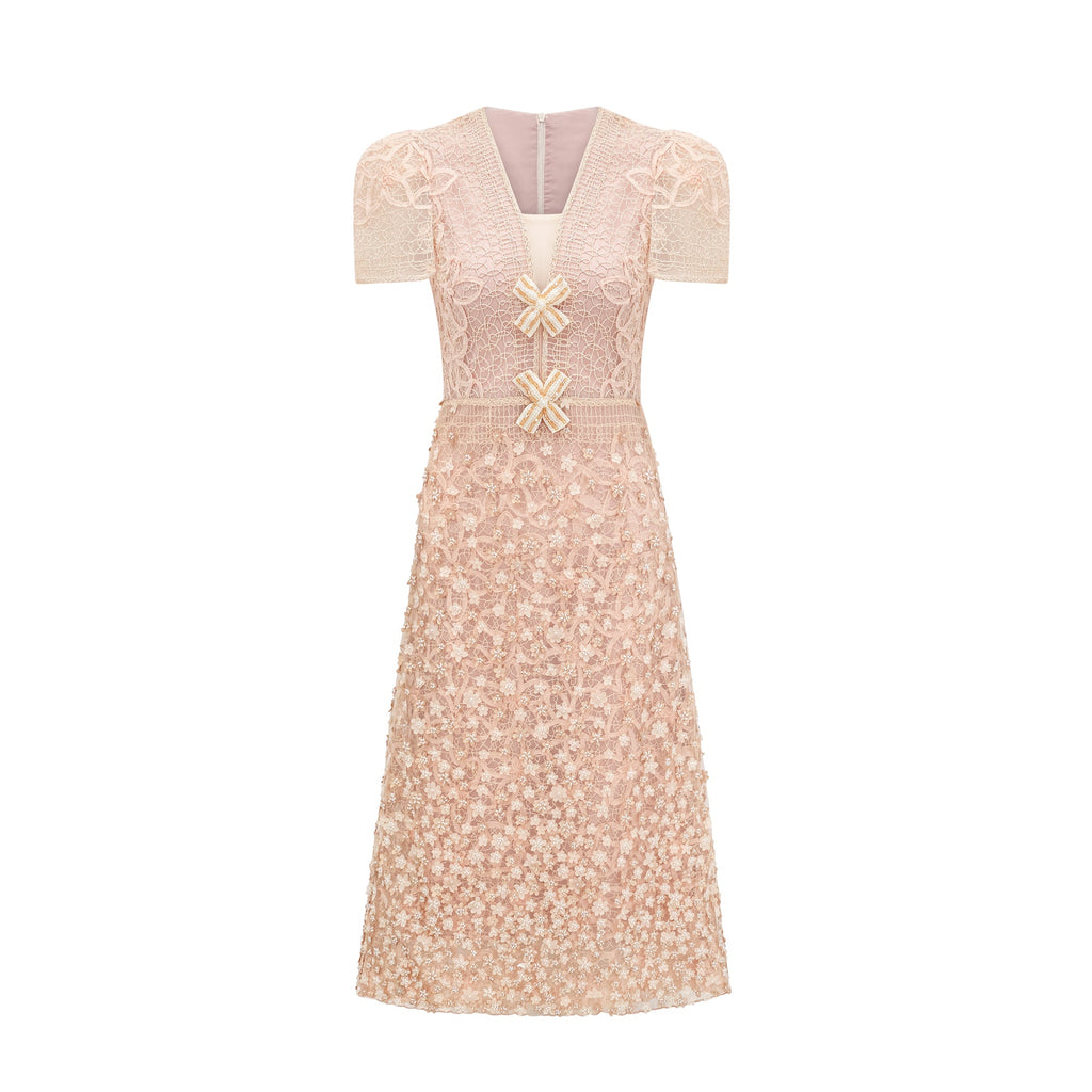 Robe midi neutre en crochet à fausses fleurs Bérengère