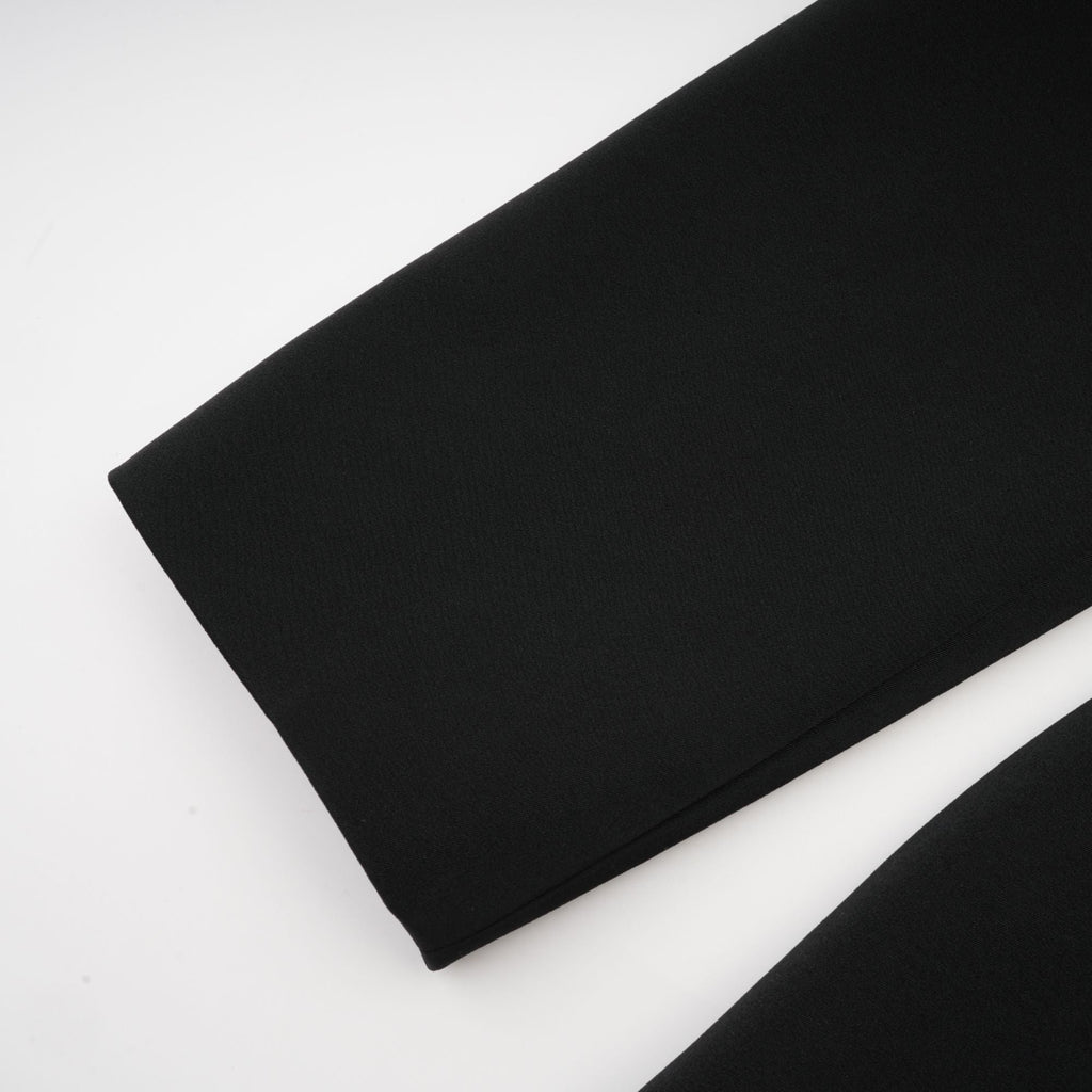 Delphine svart utsmyckad jacka och byxor i matchande set