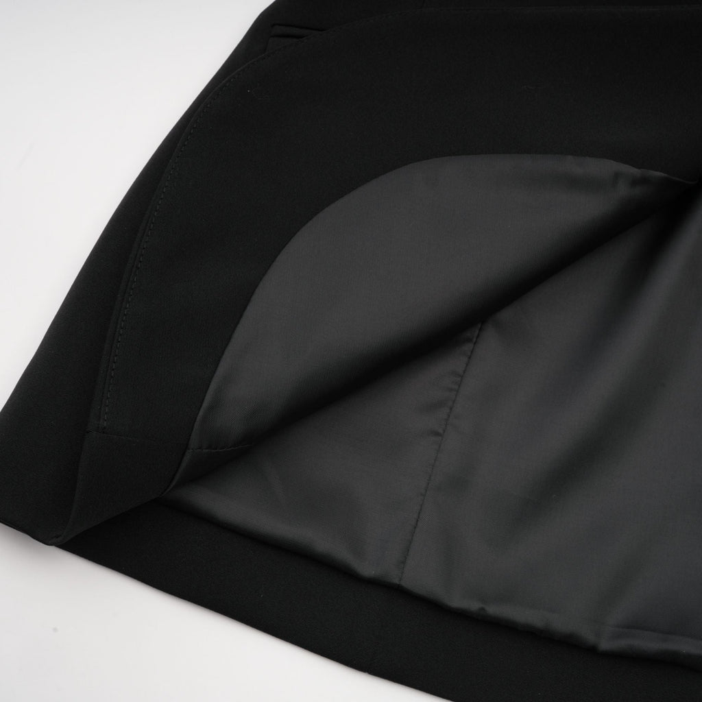 Delphine svart utsmyckad jacka och byxor i matchande set