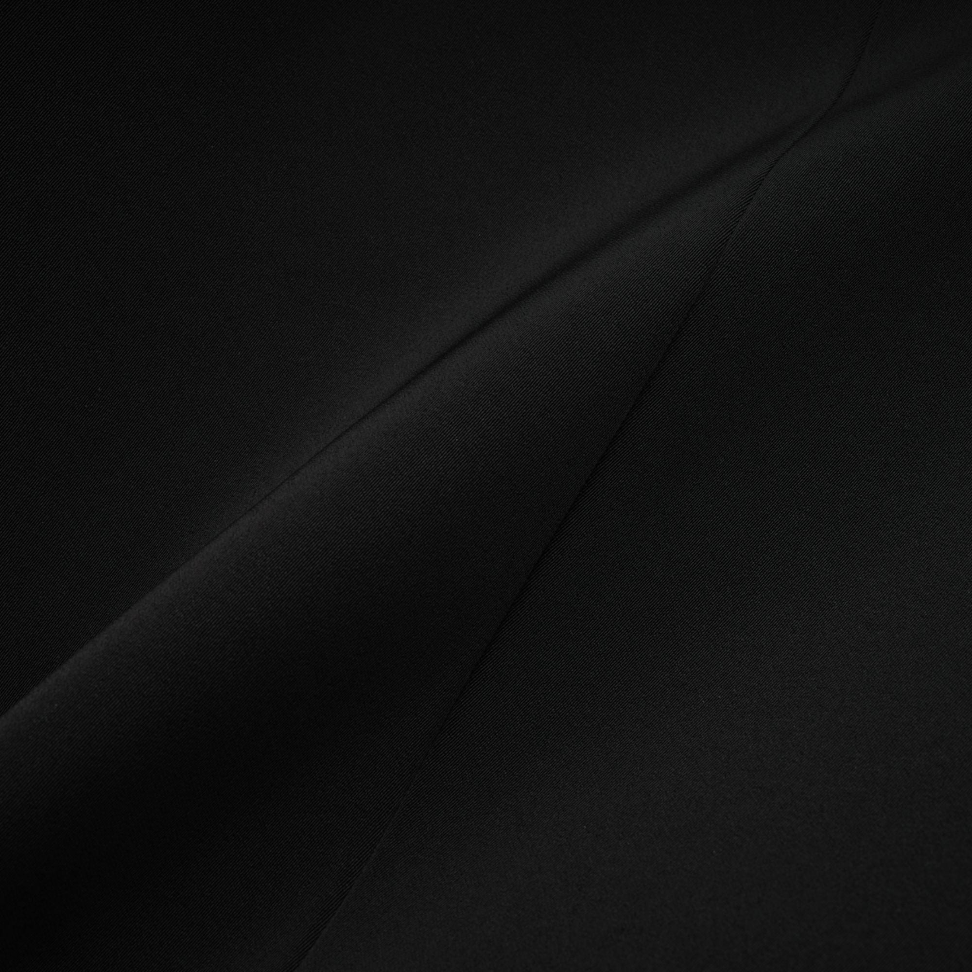 Delphine svart utsmyckad jacka och byxor i matchande set