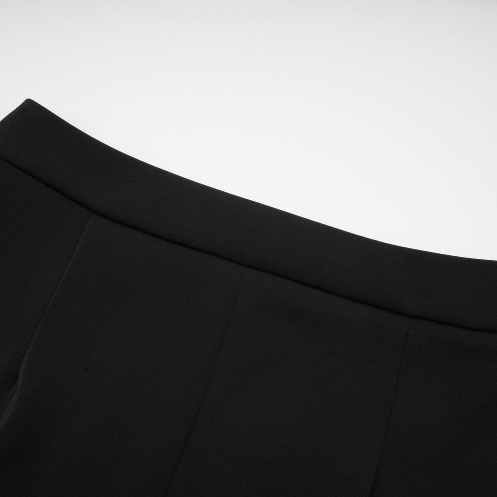 Delphine svart utsmyckad jacka och byxor i matchande set