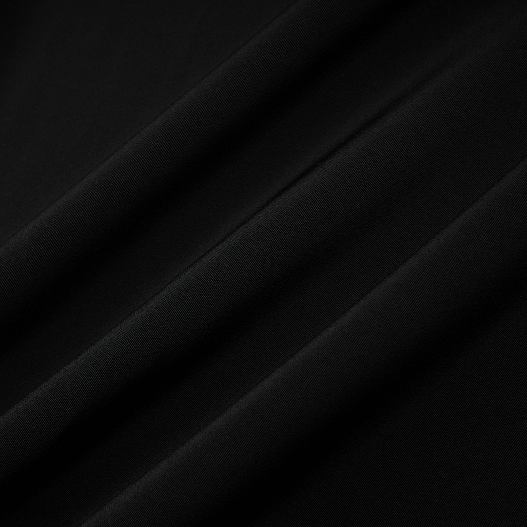 Delphine svart utsmyckad jacka och byxor i matchande set