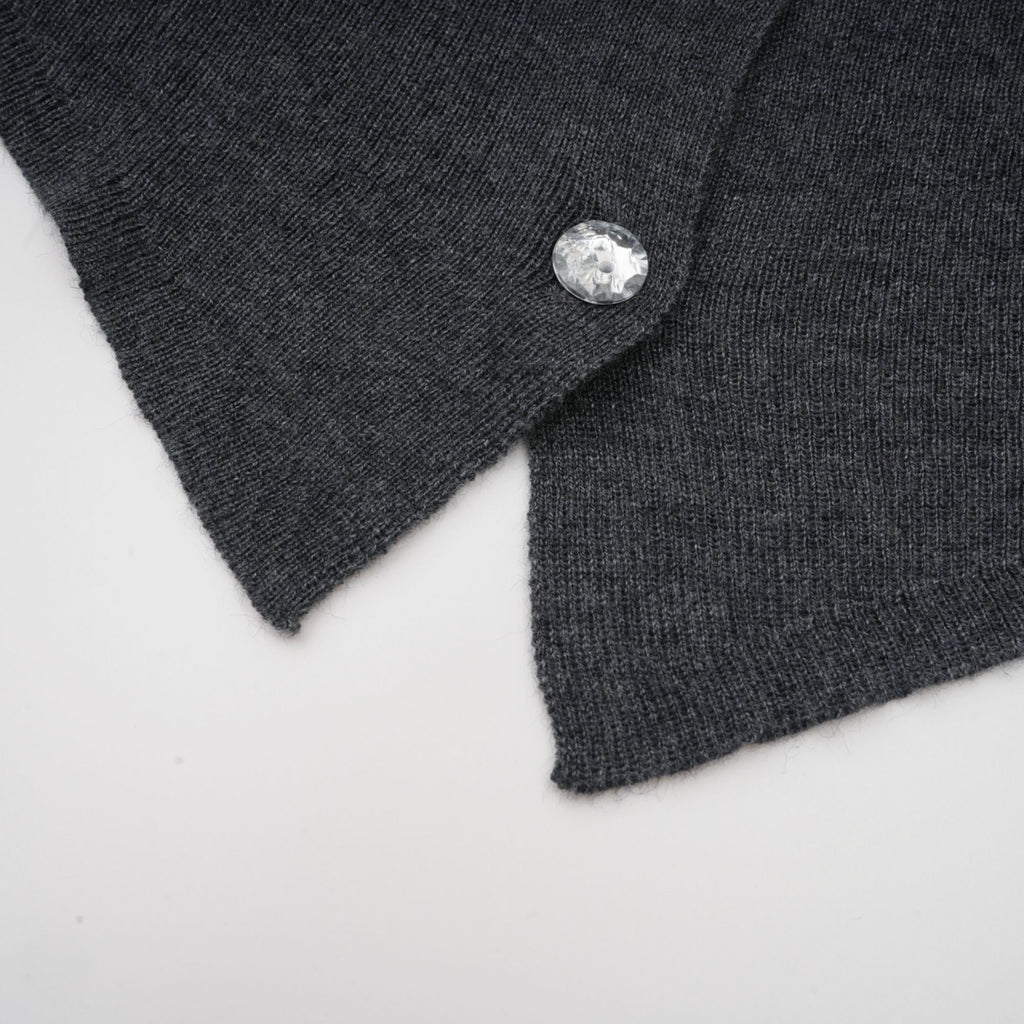 Anastasie grå paljettkofta med fjärilsmotiv