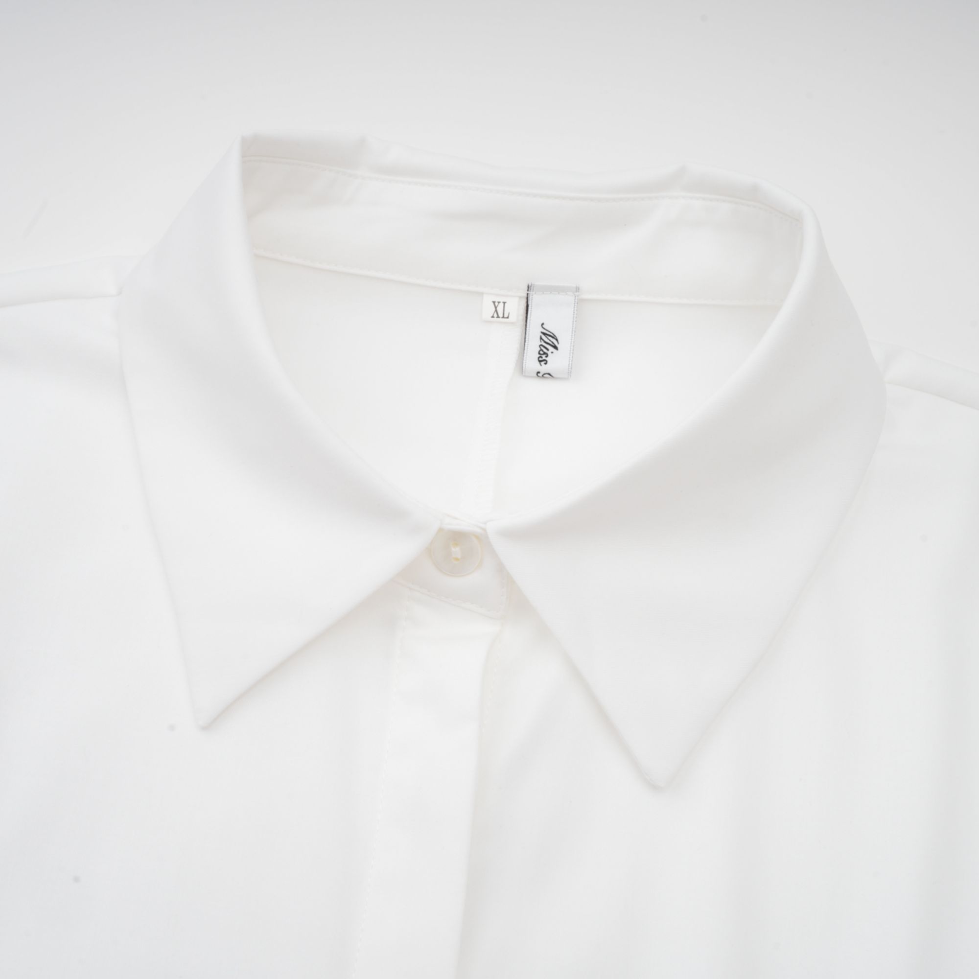 Léonor blommigt mönstrad skjorta och kjol i matchande set