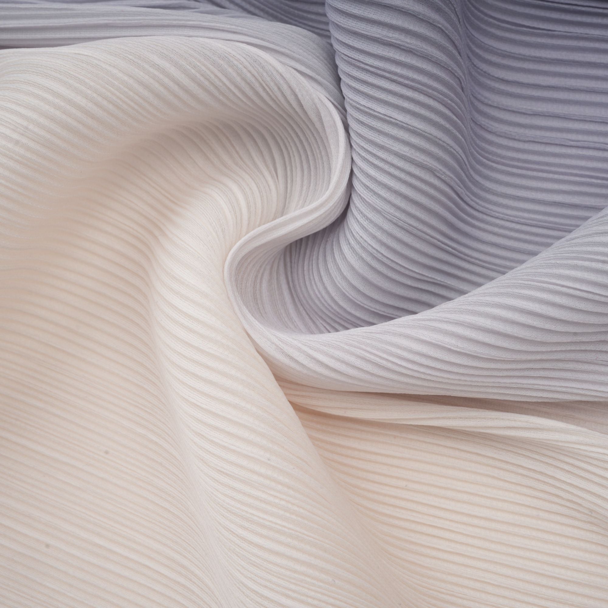 Agathe lila, gradientfärgad, rynkig blus och byxor i matchande set