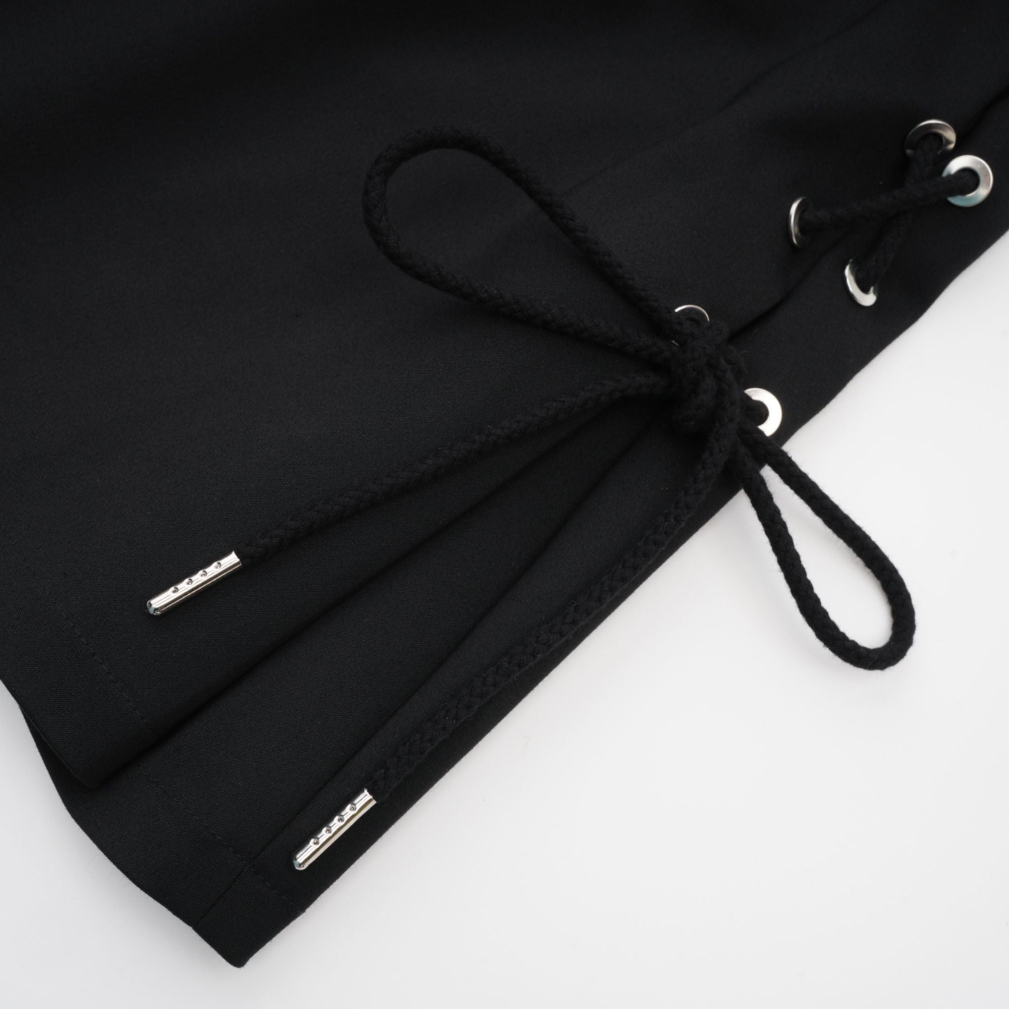 Jaina black hook & eye pocket dress