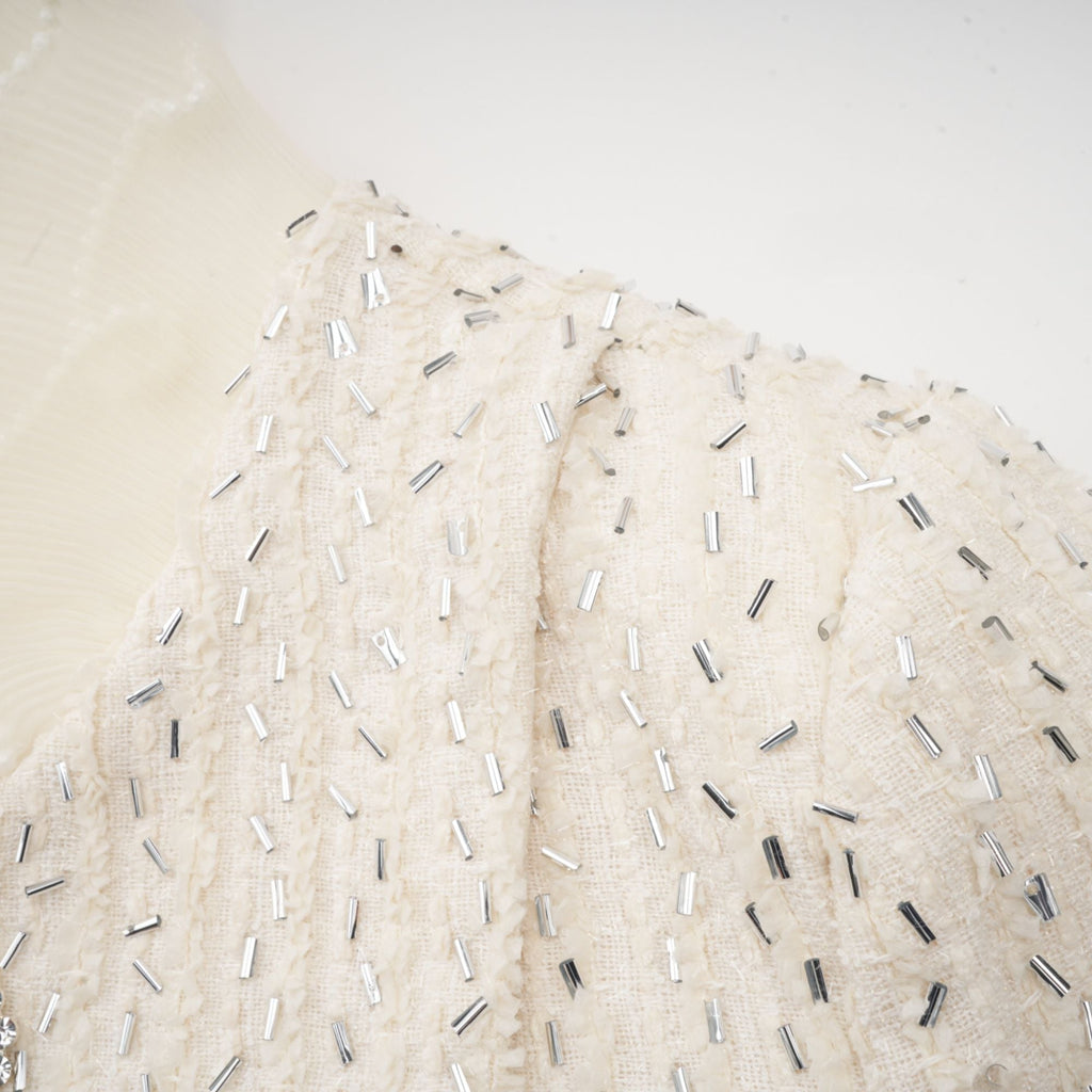 Blanche vit pärl- och volangbeskuren jacka