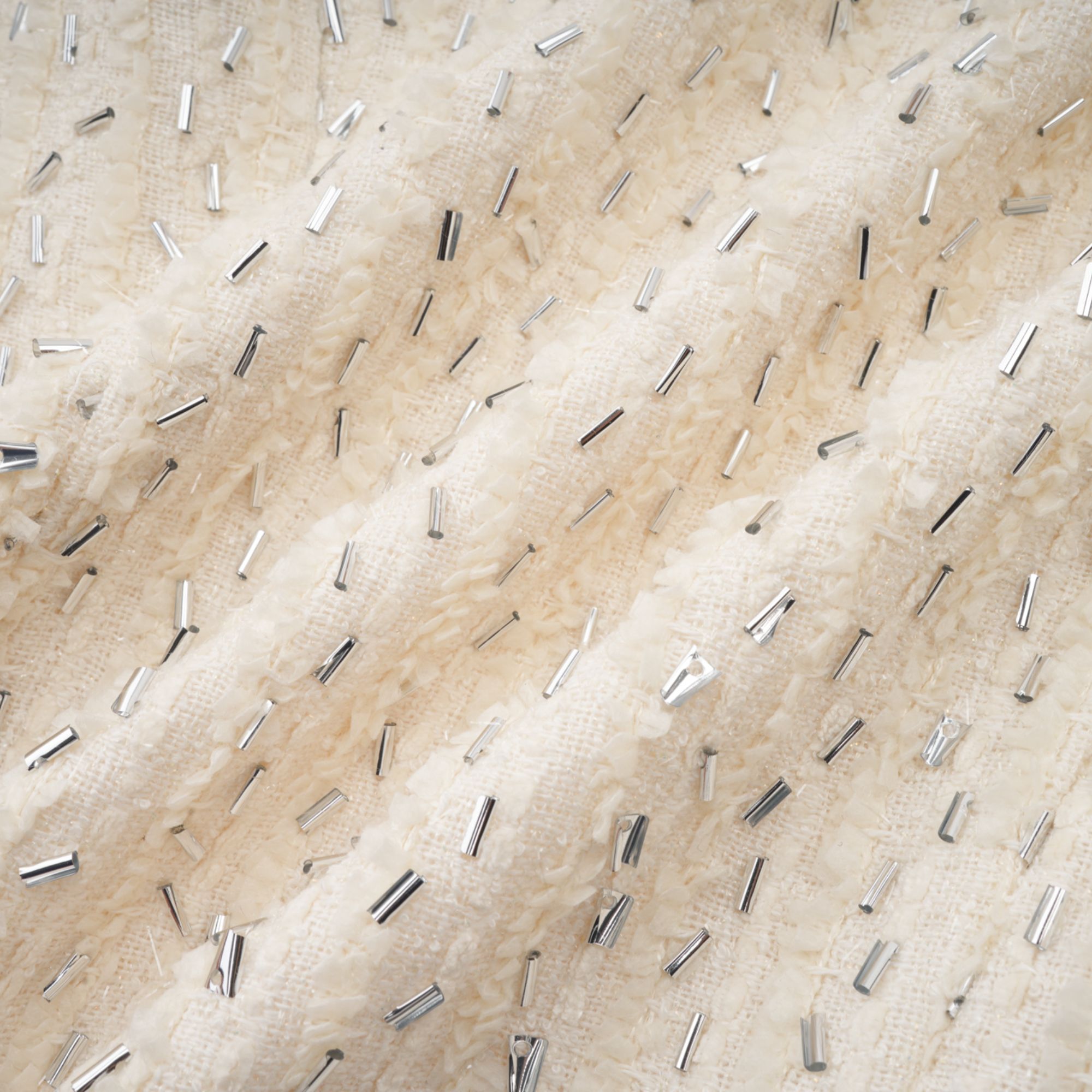 Blanche vit pärl- och volangbeskuren jacka