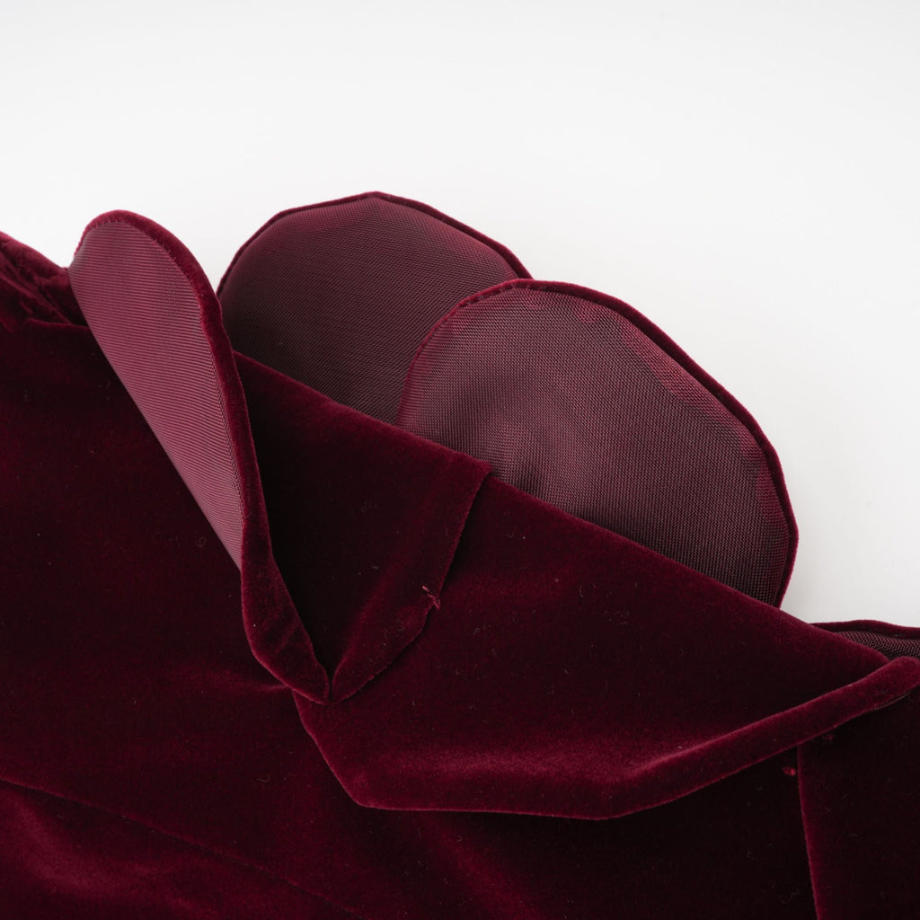 Robe longue rouge azur à appliqués floraux