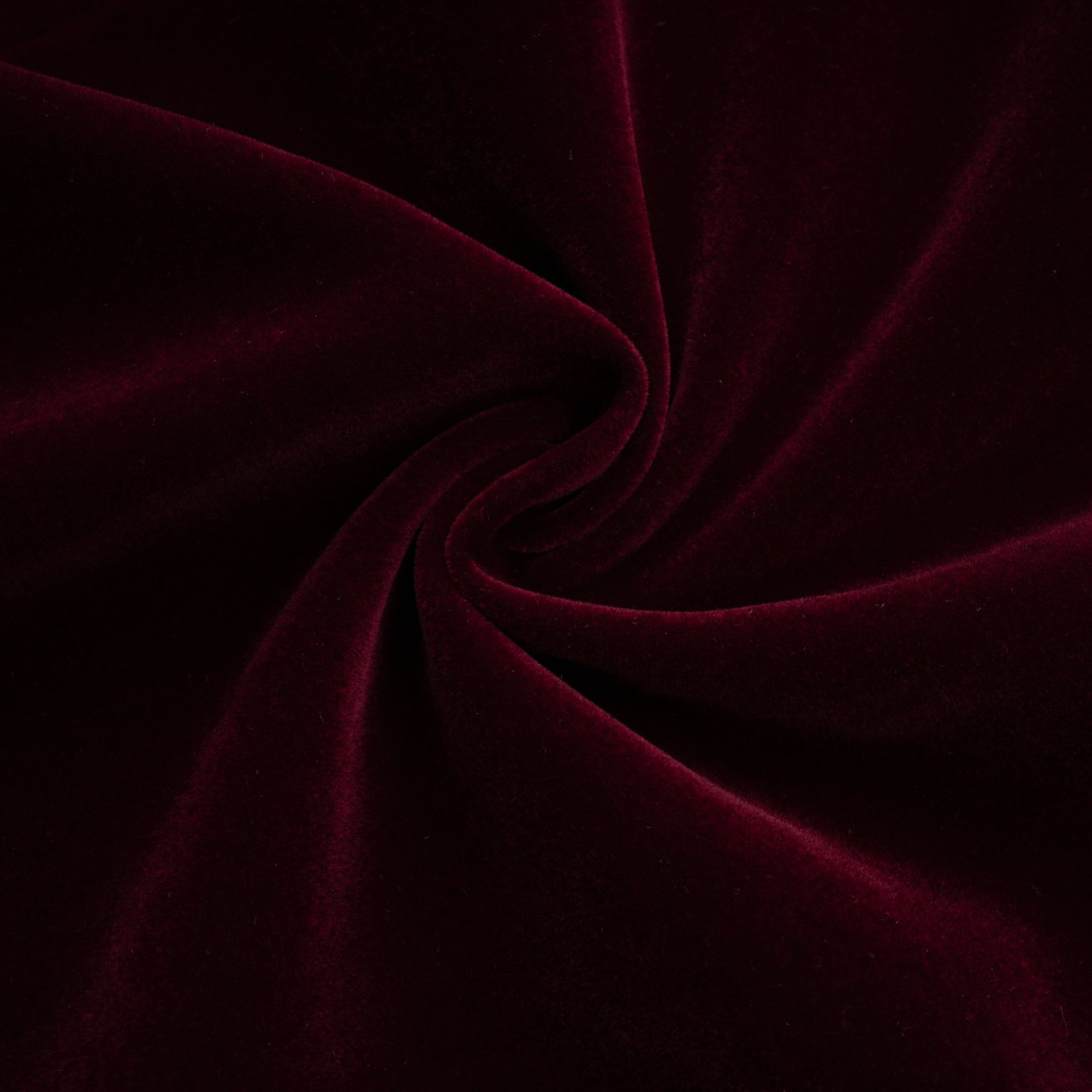 Robe longue rouge azur à appliqués floraux