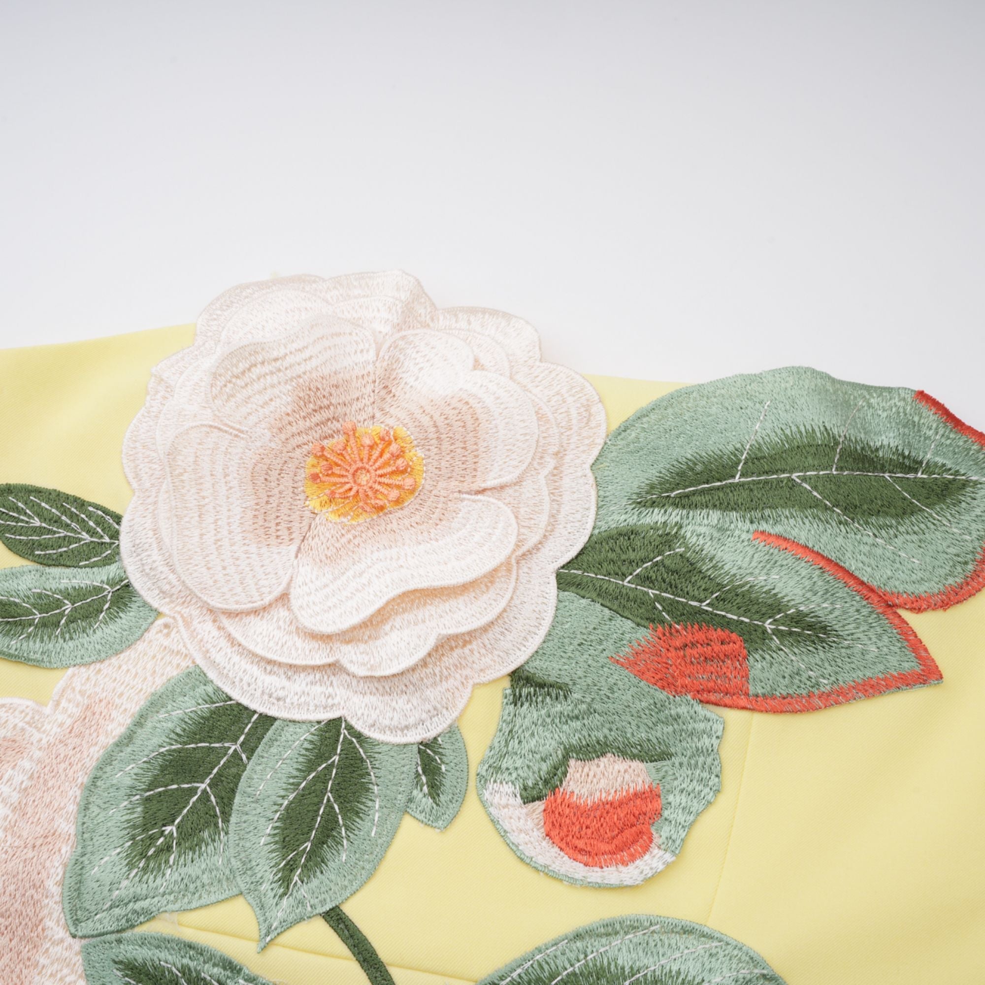 Abigail Gul Blommig Broderad Miniklänning