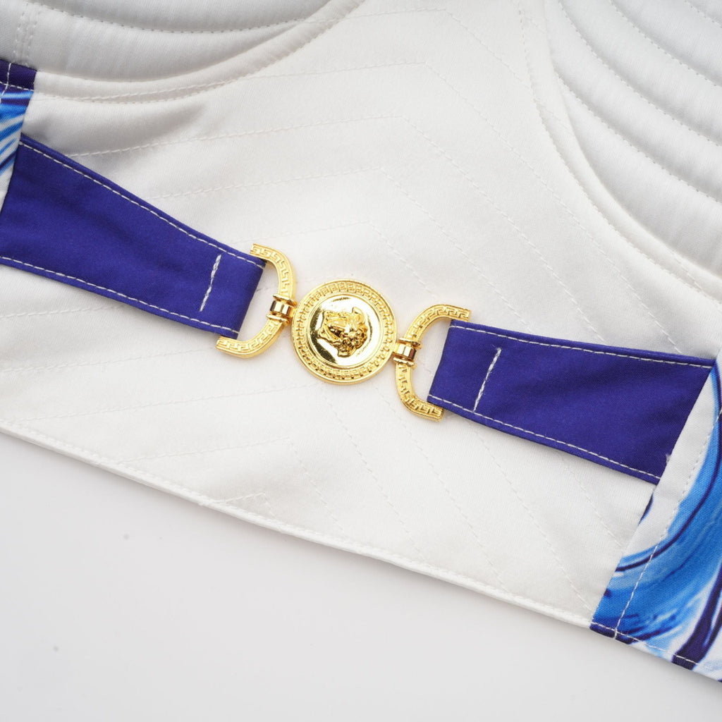 Allegra matchande set med grafiskt tryck, topp och kjol