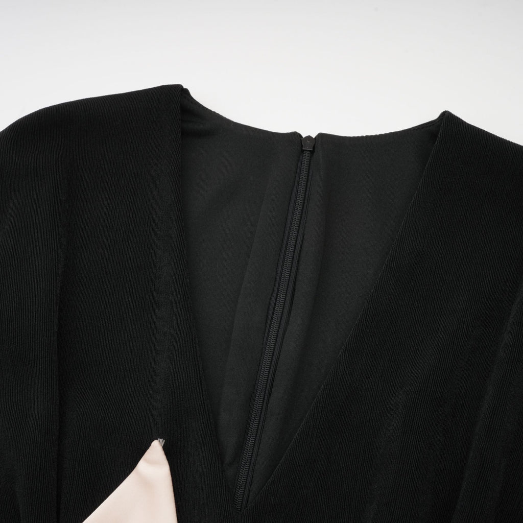 Karine contrast-color bowknot v-neck maxi dress