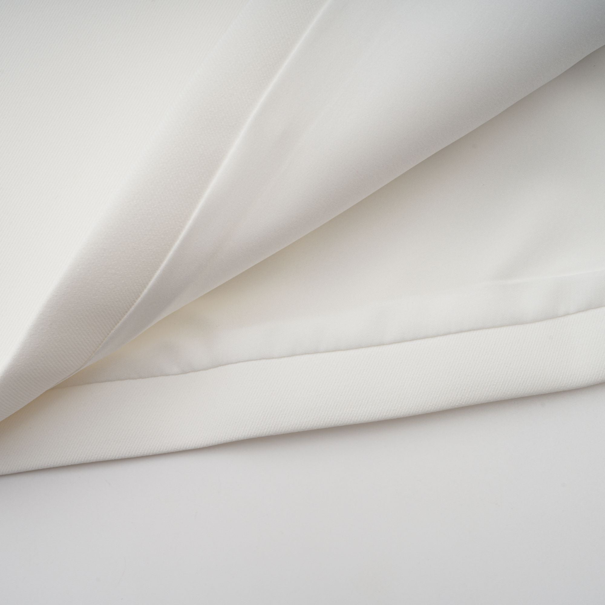 Irène Vit Off-Shoulder Paljett Blommig Broderad Miniklänning