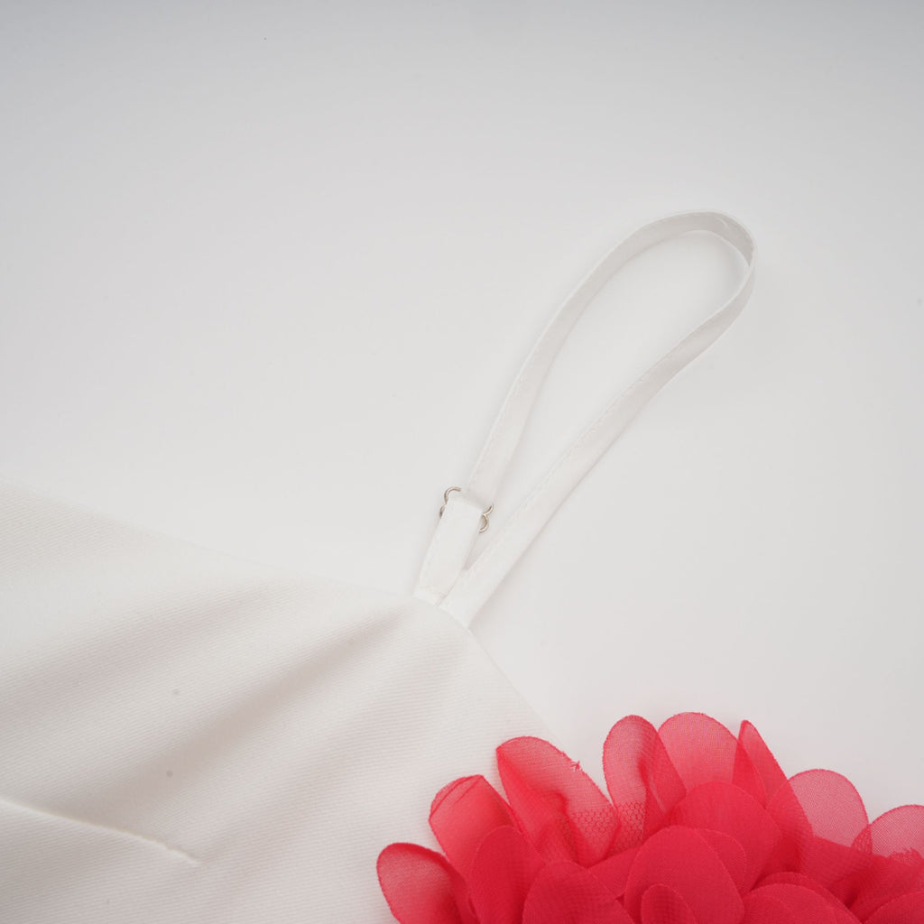 Véronique white 3d-petal sleeveless mini dress