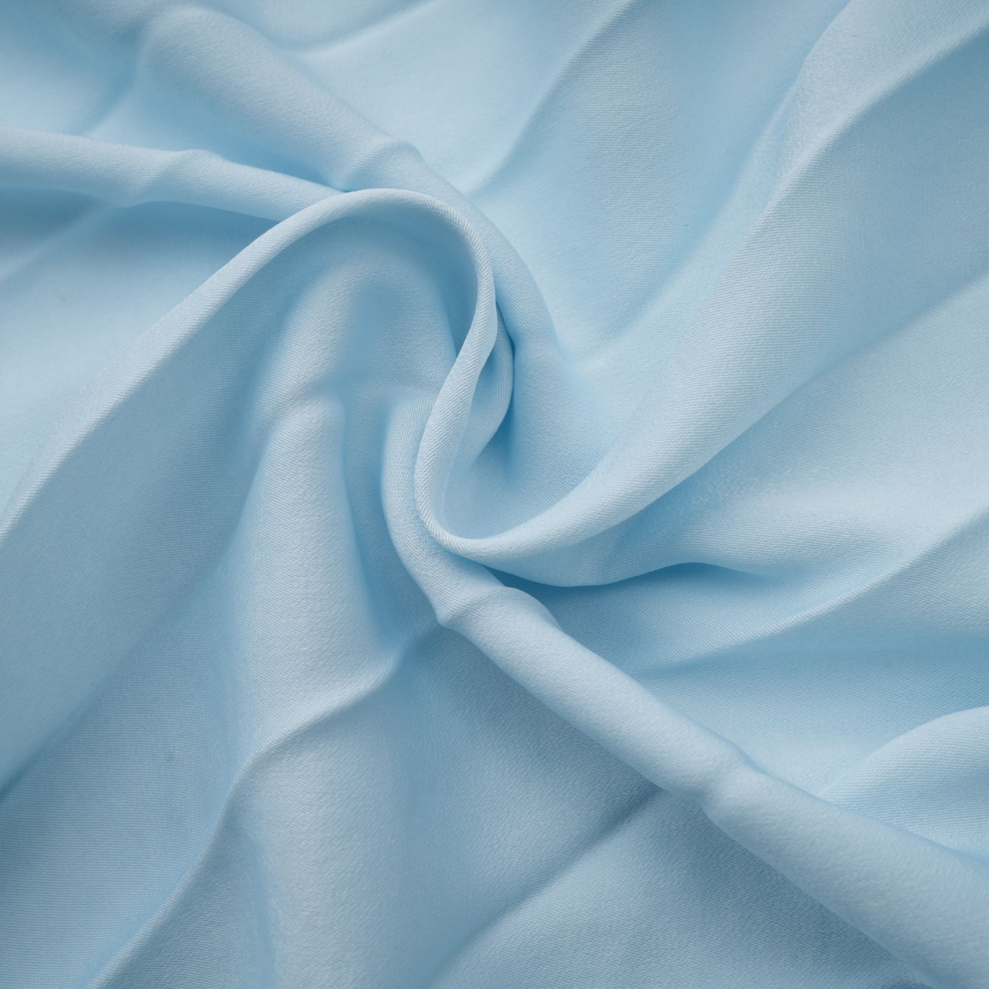 Andréa Blå Plisserad Maxiklänning med Utskurna Detaljer