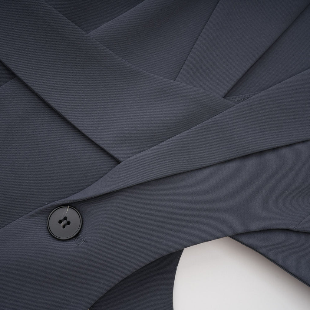 Amelie asymmetrisk jacka med utskurna detaljer 