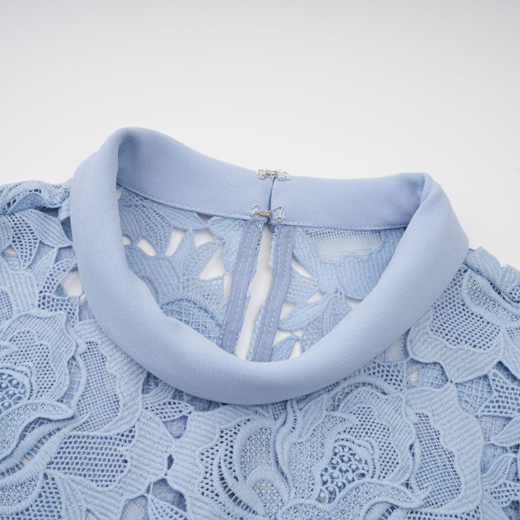 Aurore blå blommig applikation spets midiklänning 