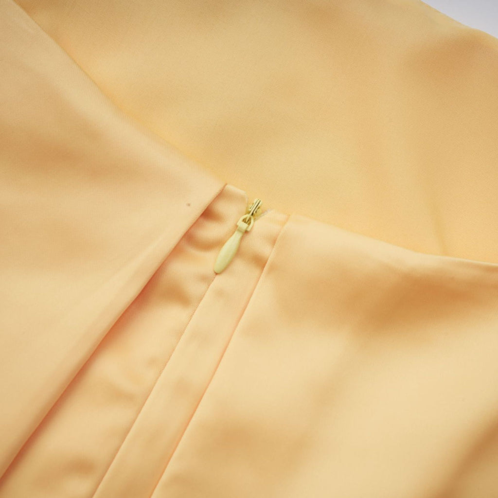 Avril Gul Blommig Broderad Miniklänning