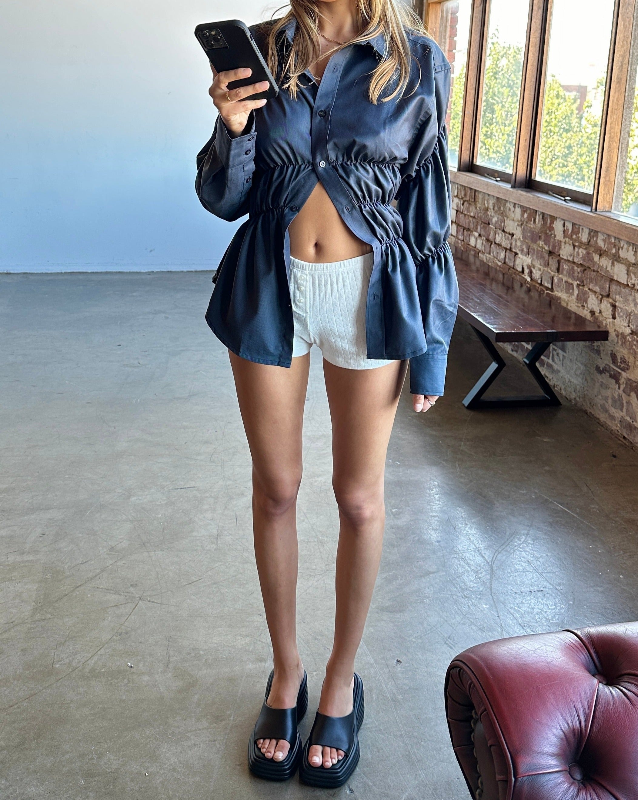 Jamie | Blouse met Ruches En Plofmouwen